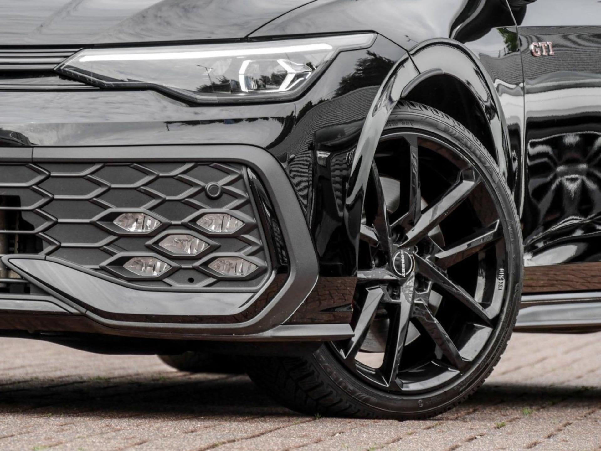 Volkswagen Golf GTI