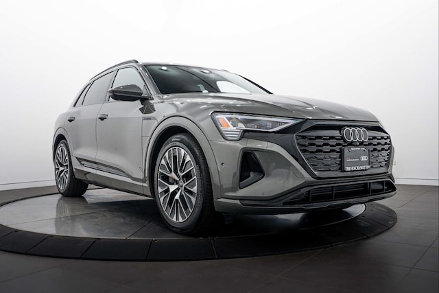 2024 Audi Q8 e-tron