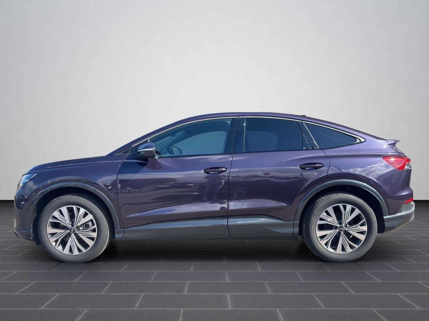Bild über Audi Q4 Sportback e-tron 40 e-tron - für weitere Informationen kontaktieren Sie den Audi Partner