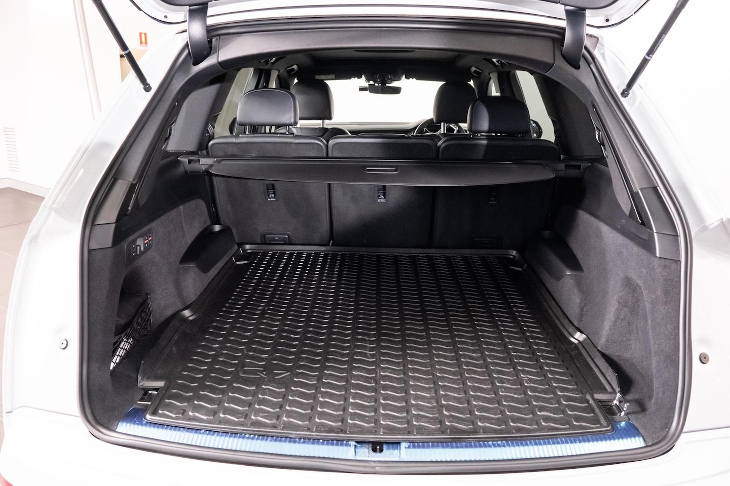 Image about Audi Q7 S line 50 TDI quattro tiptronic