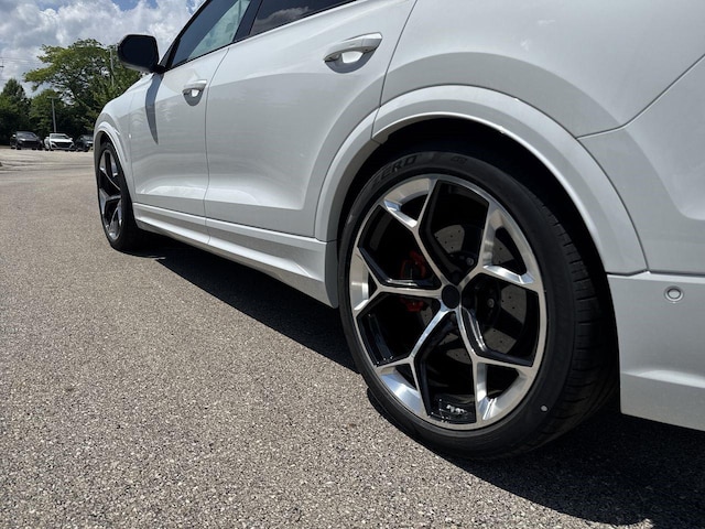 2026 Audi RS Q8 SUV performance