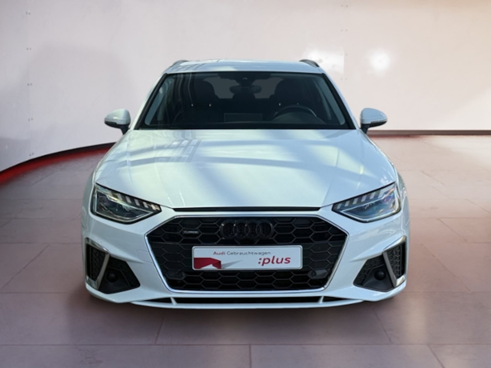 Audi A4 Avant S line