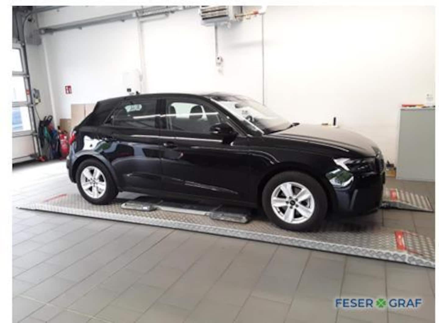 Bild über Audi A1 Sportback 30 TFSI S tronic - für weitere Informationen kontaktieren Sie den Audi Partner