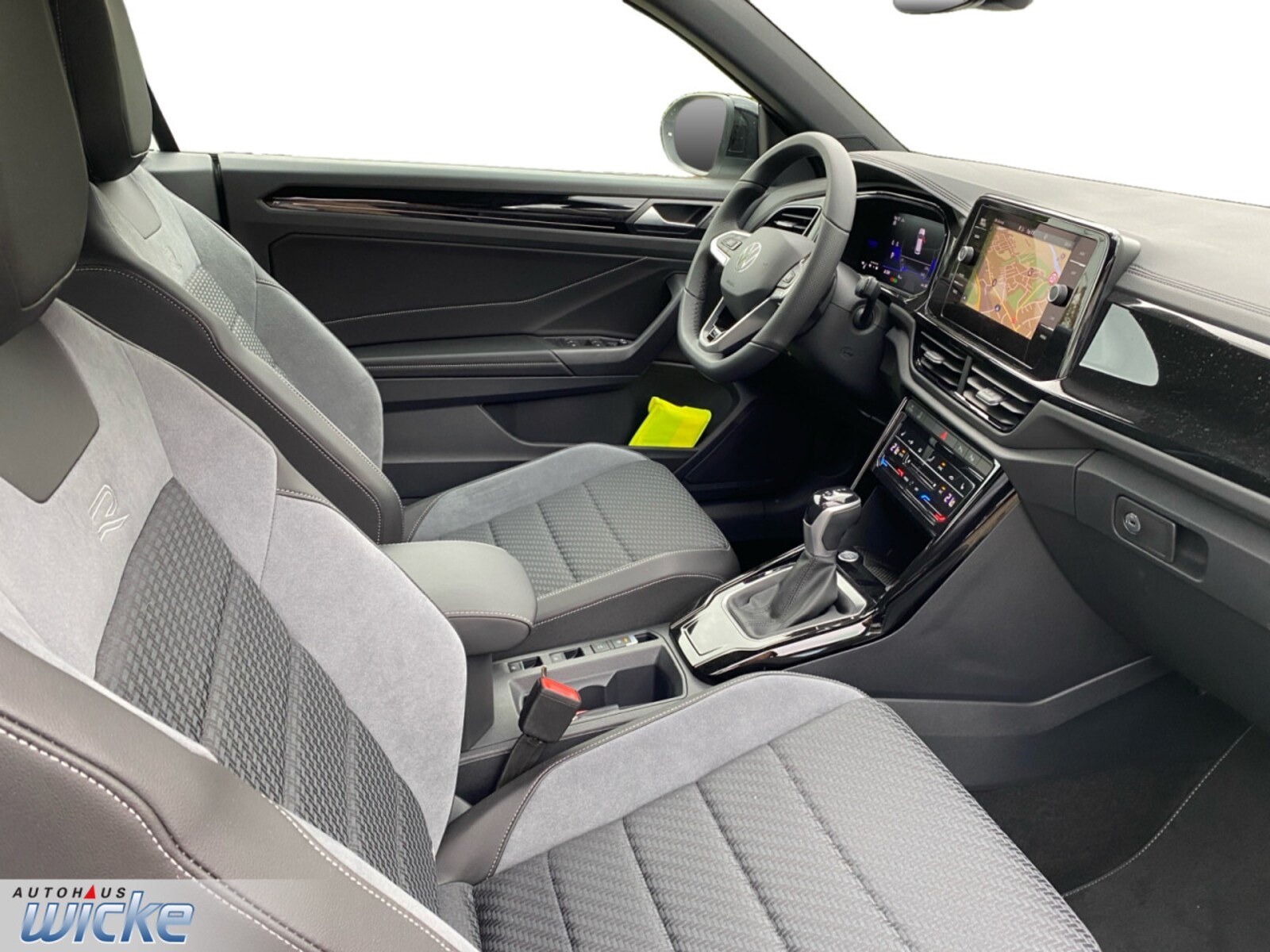 Volkswagen T-Roc Cabriolet – Bild 11