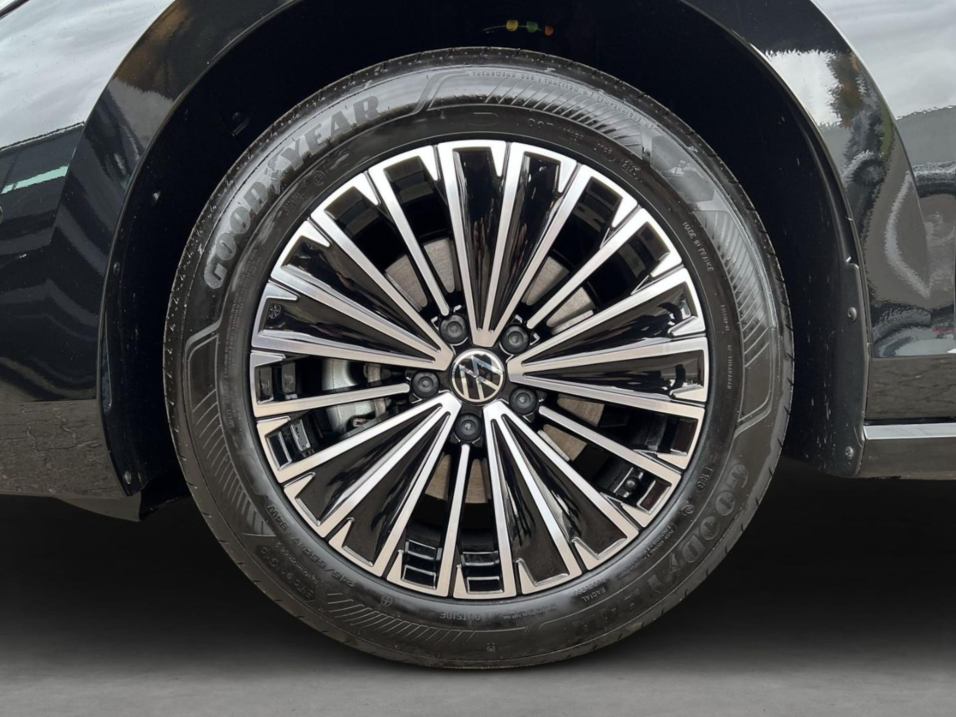 Volkswagen Passat Elegance
