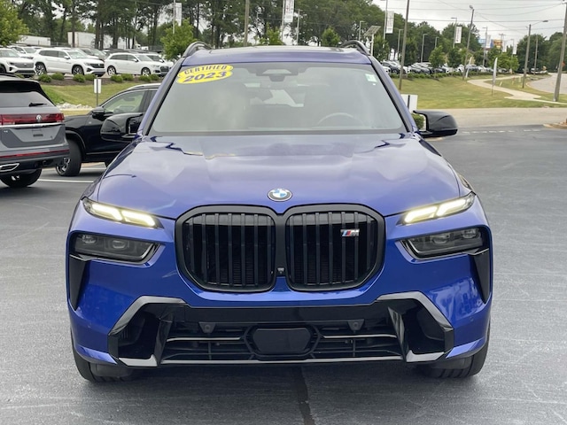 2023 BMW X7