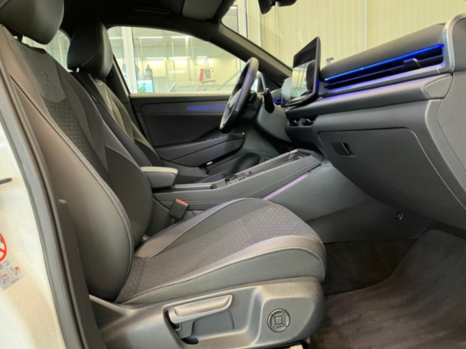 Volkswagen T-Roc – Bild 13