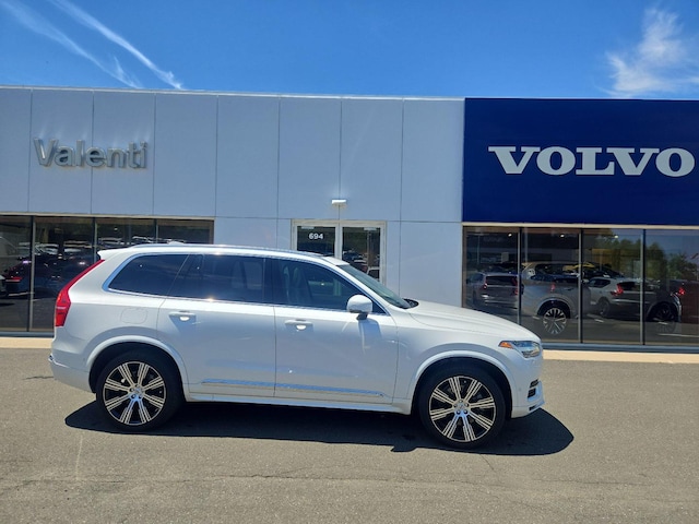 2025 Volvo XC90 Plug-In Hybrid