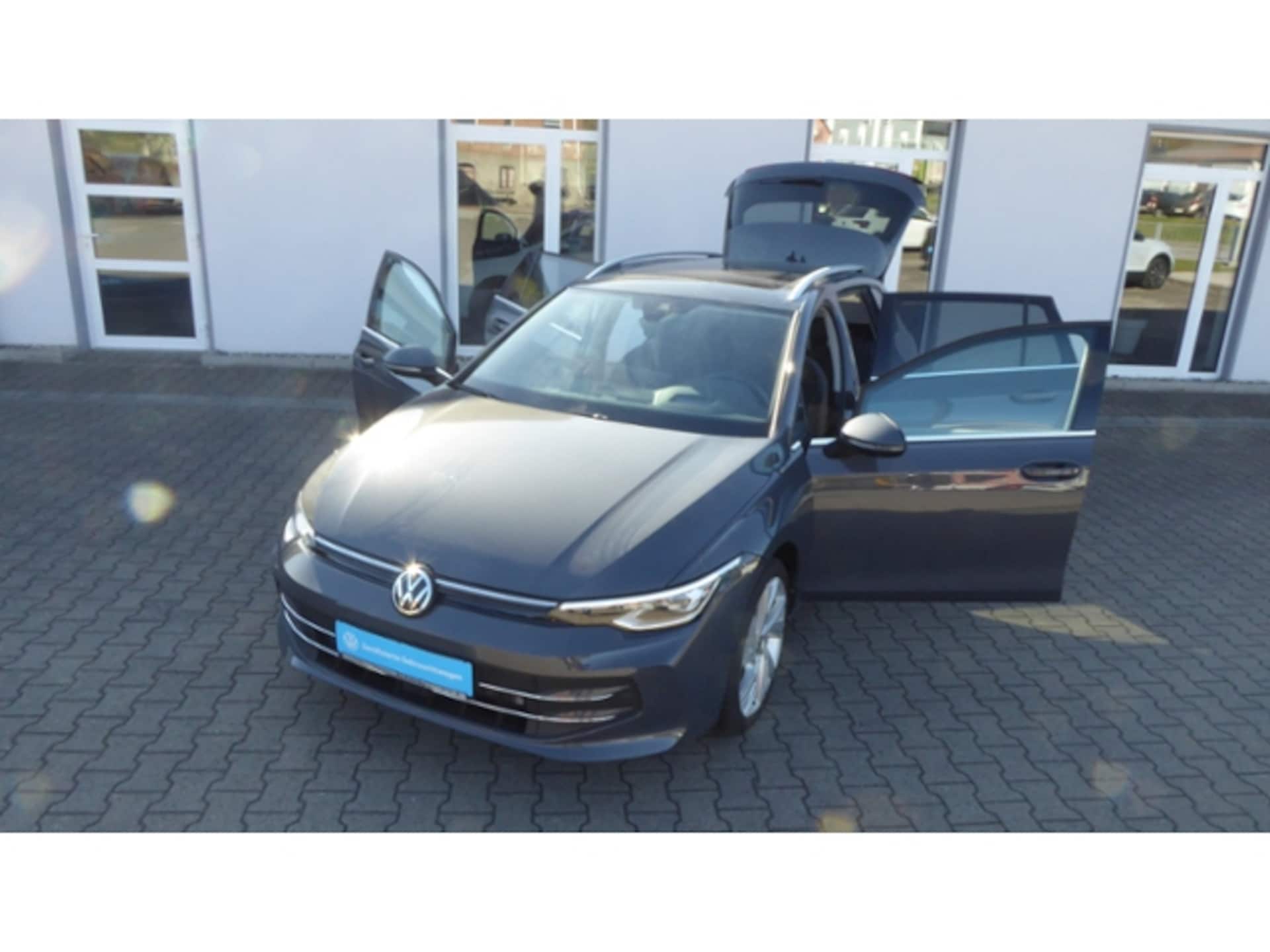 Volkswagen Golf Variant Style