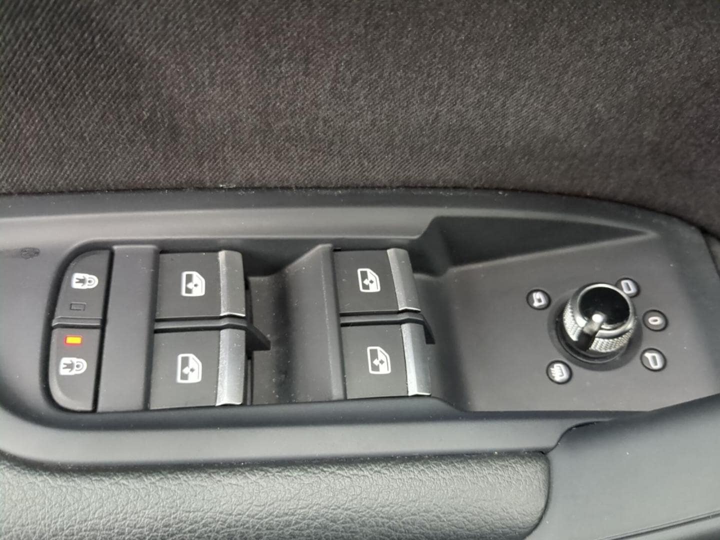 Bild über Audi Q5 35 TDI S tronic - für weitere Informationen kontaktieren Sie den Audi Partner