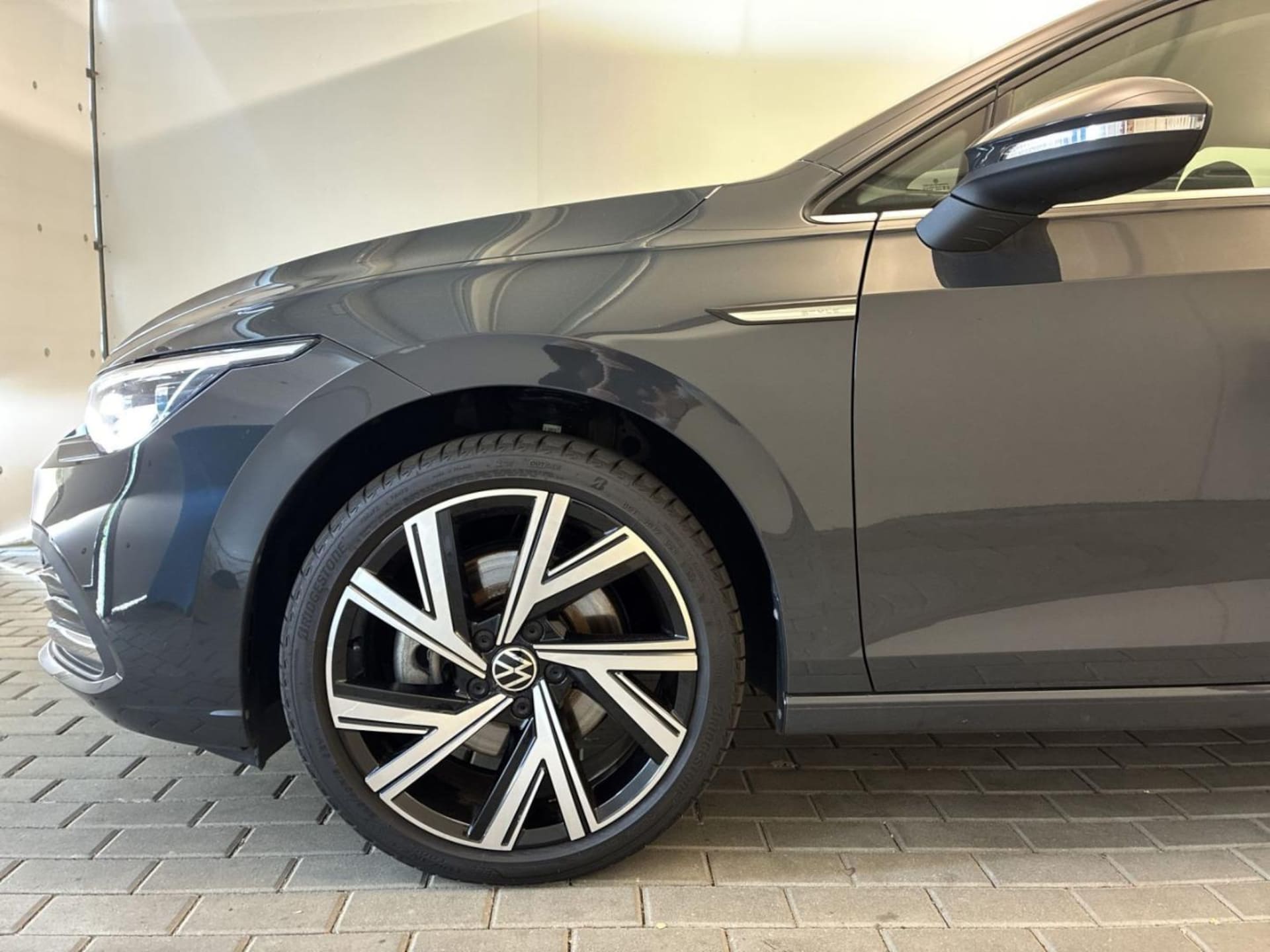 Volkswagen Golf Style