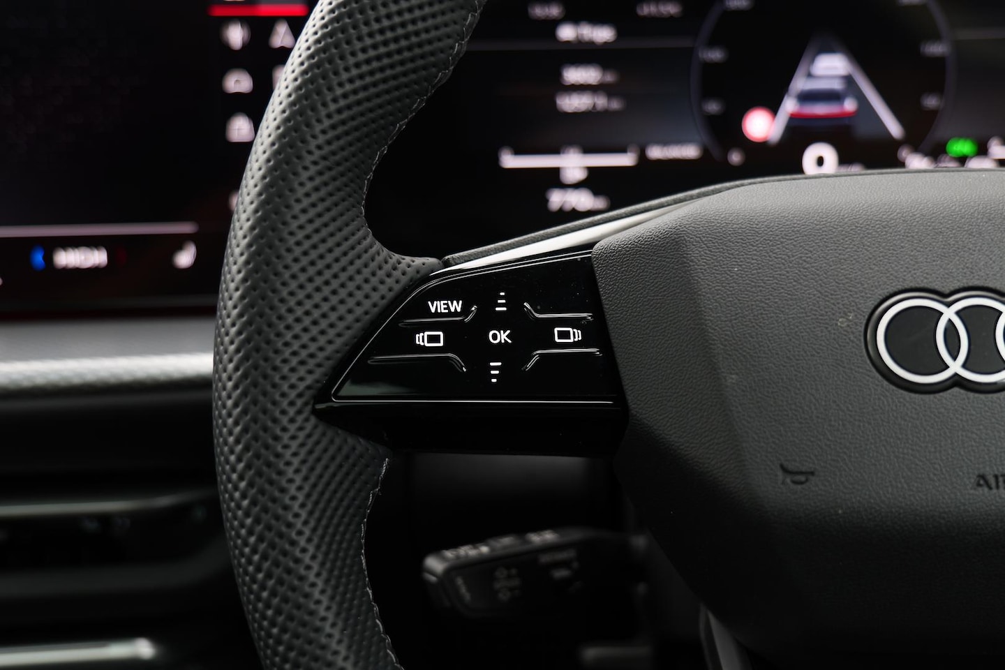 Image about Audi SQ5 SUV TFSI 270 kW edition one