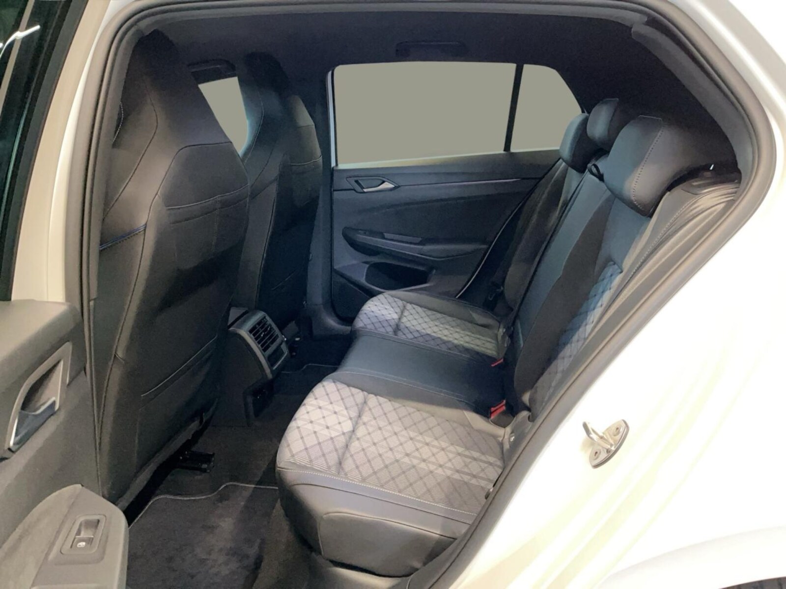 Volkswagen Golf – Bild 11