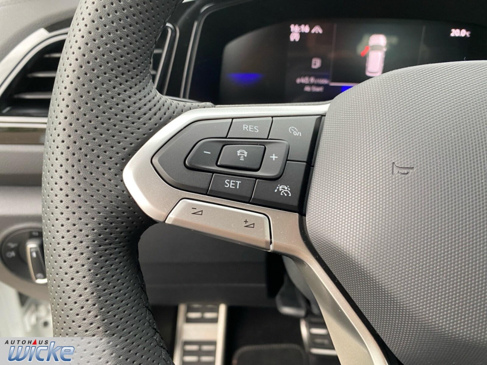 Volkswagen T-Roc Cabriolet – Bild 15