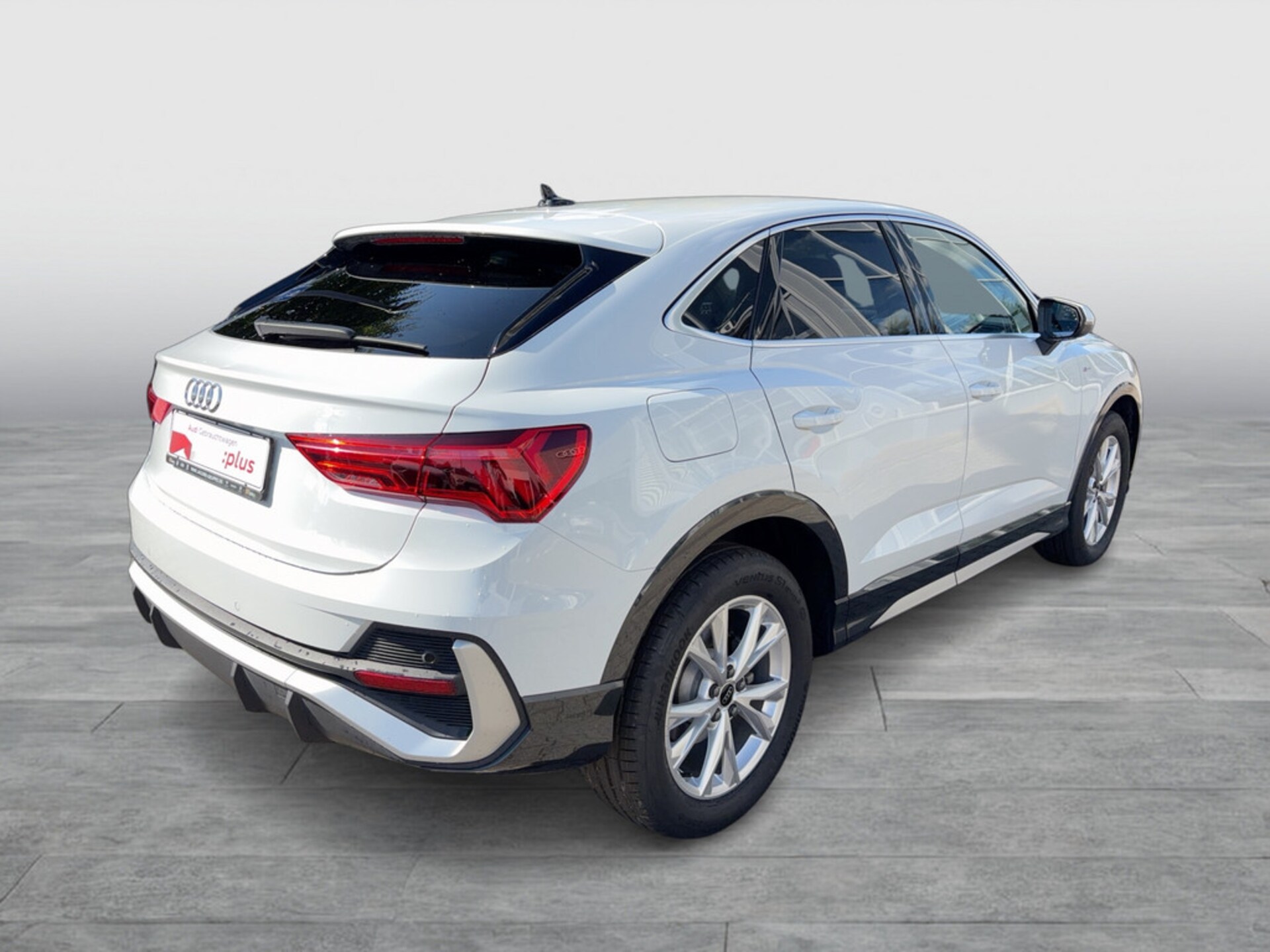 Audi Q3 Sportback S line