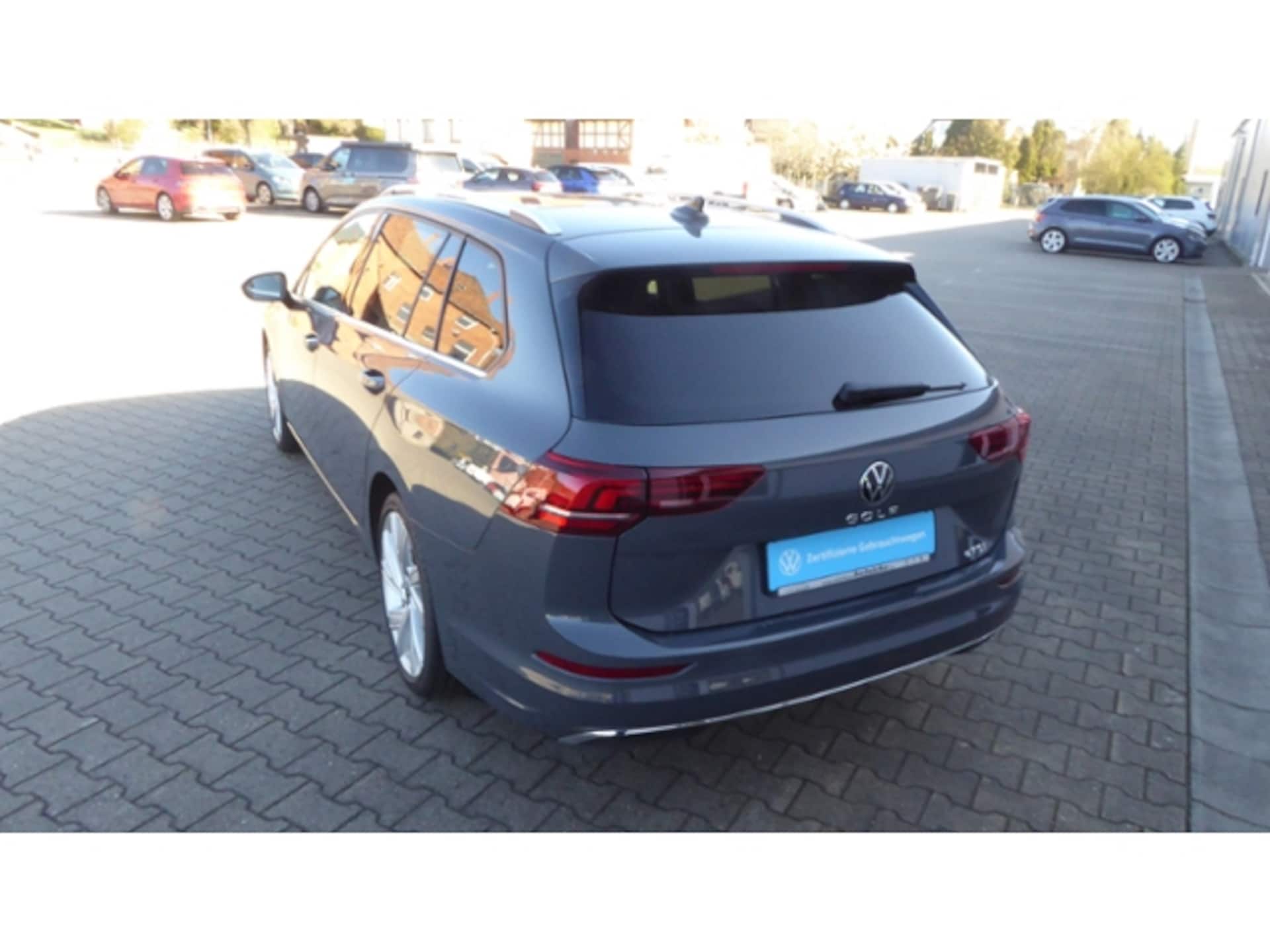 Volkswagen Golf Variant Style