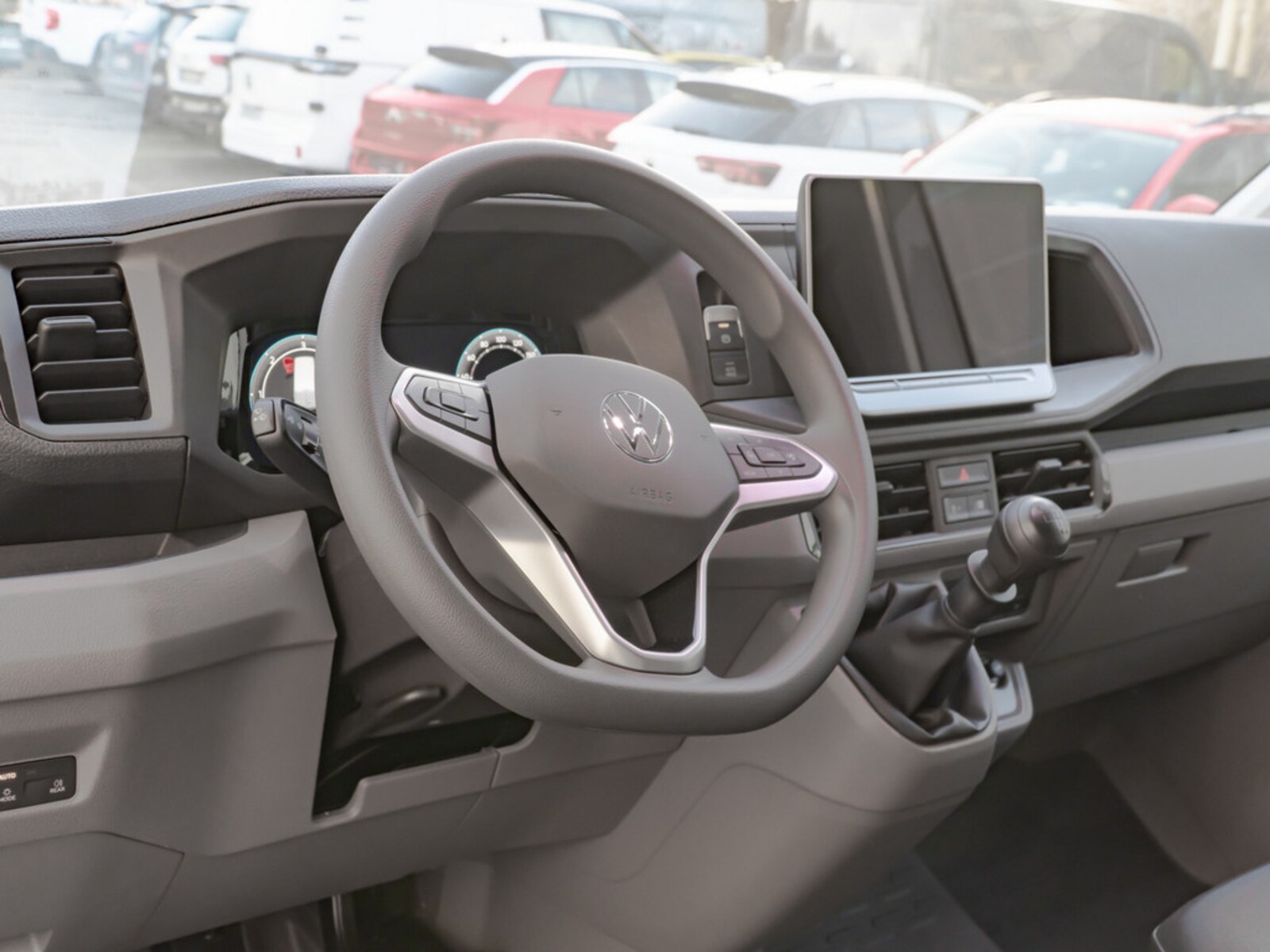 Volkswagen Crafter Kasten mittlerer Radstand – Bild 12