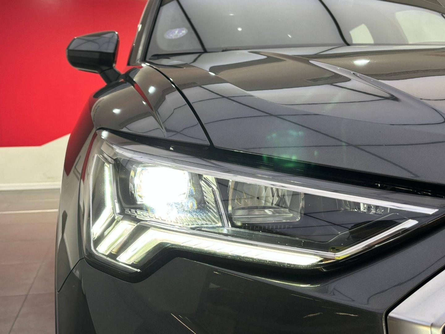 Image about Audi Q3 Sportback TFSI e S line 45 TFSI e 180 kW (245 ch) S tronic