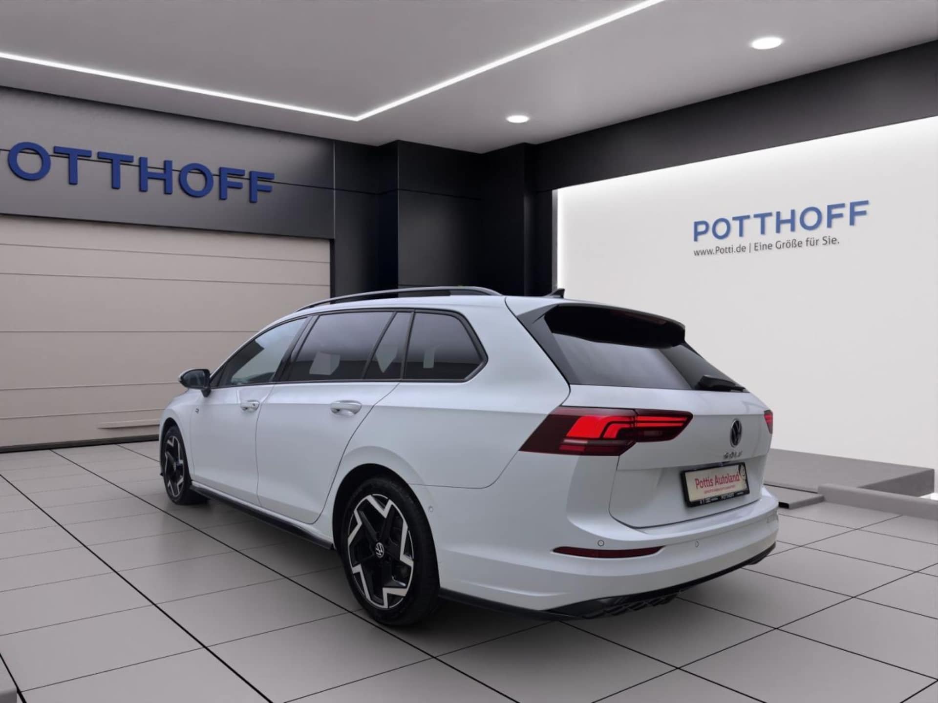 Volkswagen Golf Variant R-Line