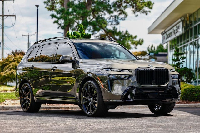 2025 BMW X7