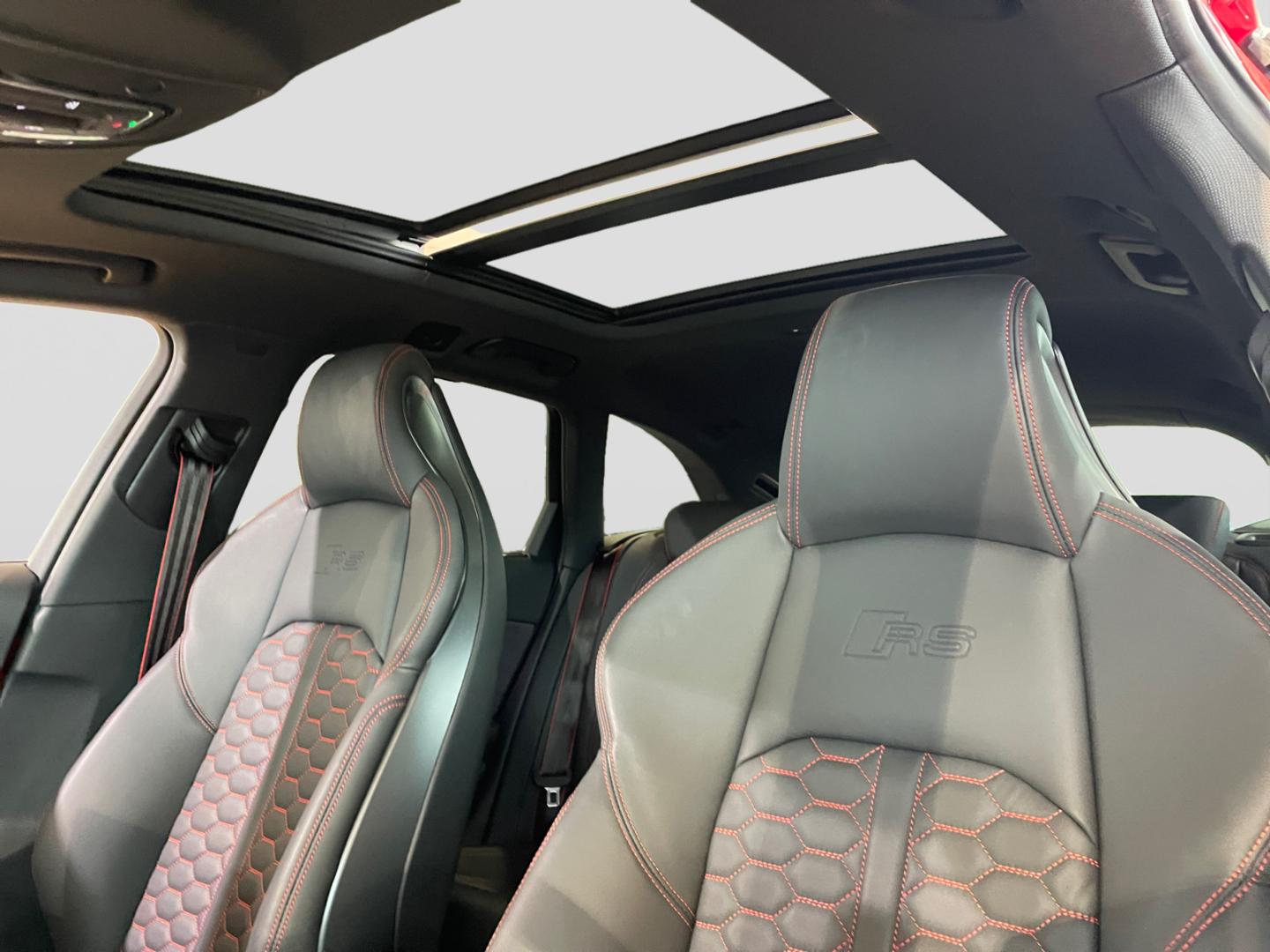 Image about Audi RS 4 Avant TFSI quattro tiptronic