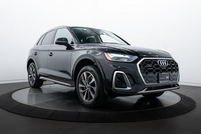 Used 2025 Audi Q5 Premium Plus with VIN WA1EAAFY7S2024531 for sale in Highland Park, IL