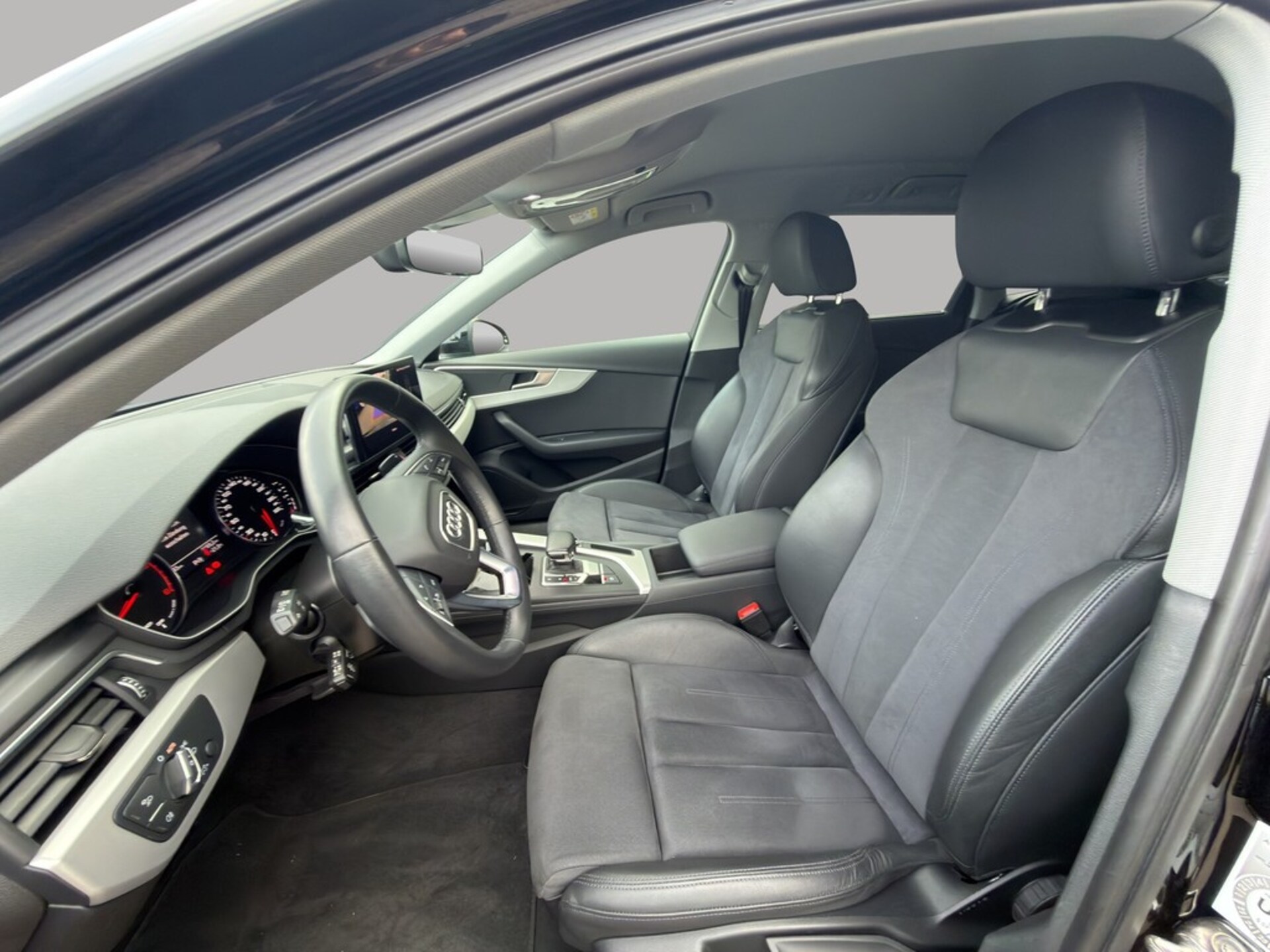 Audi A4 Avant Advanced