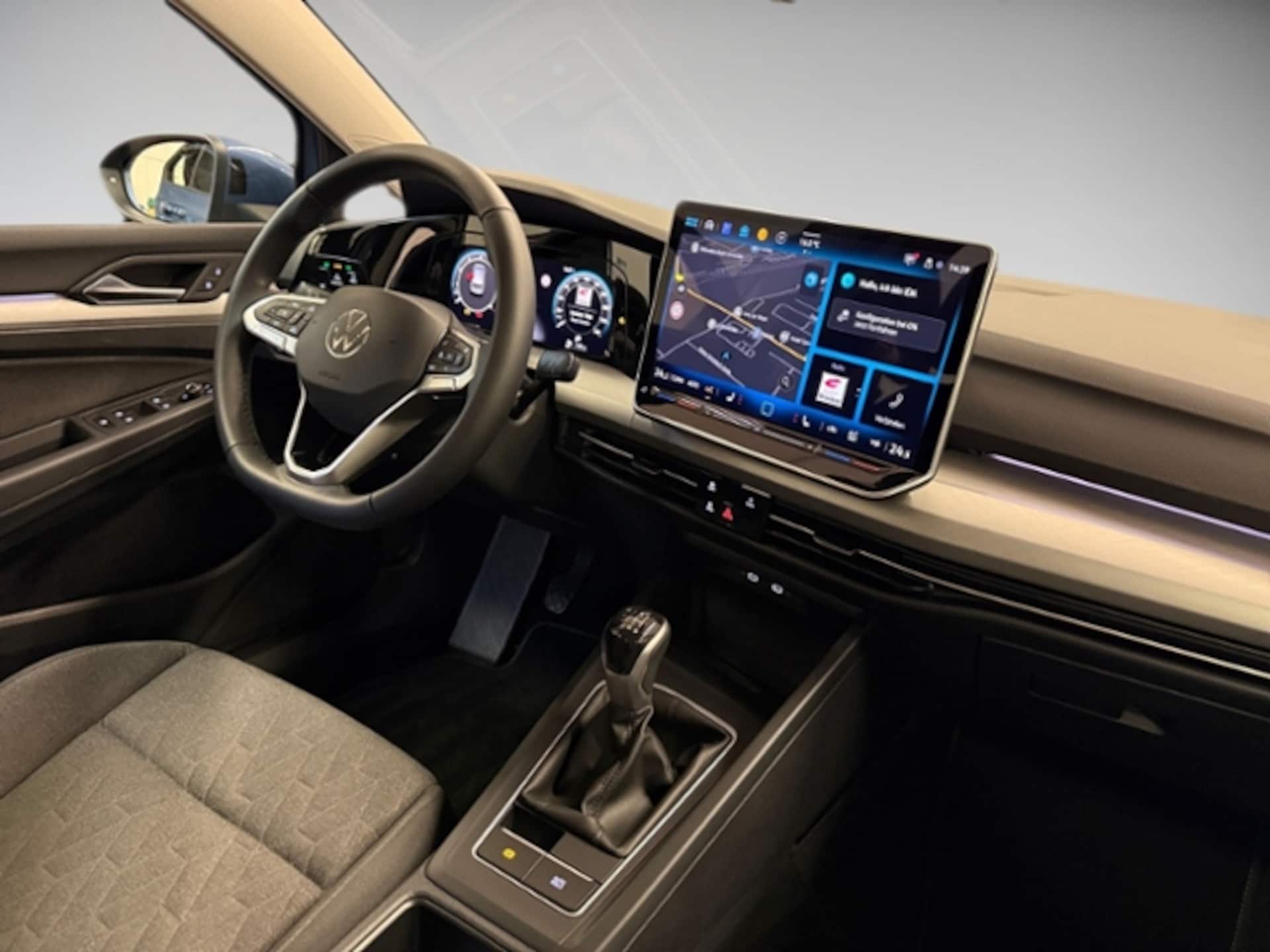 Volkswagen Golf Life