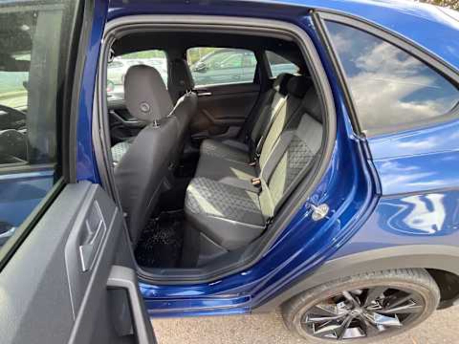 Volkswagen Taigo – Bild 9