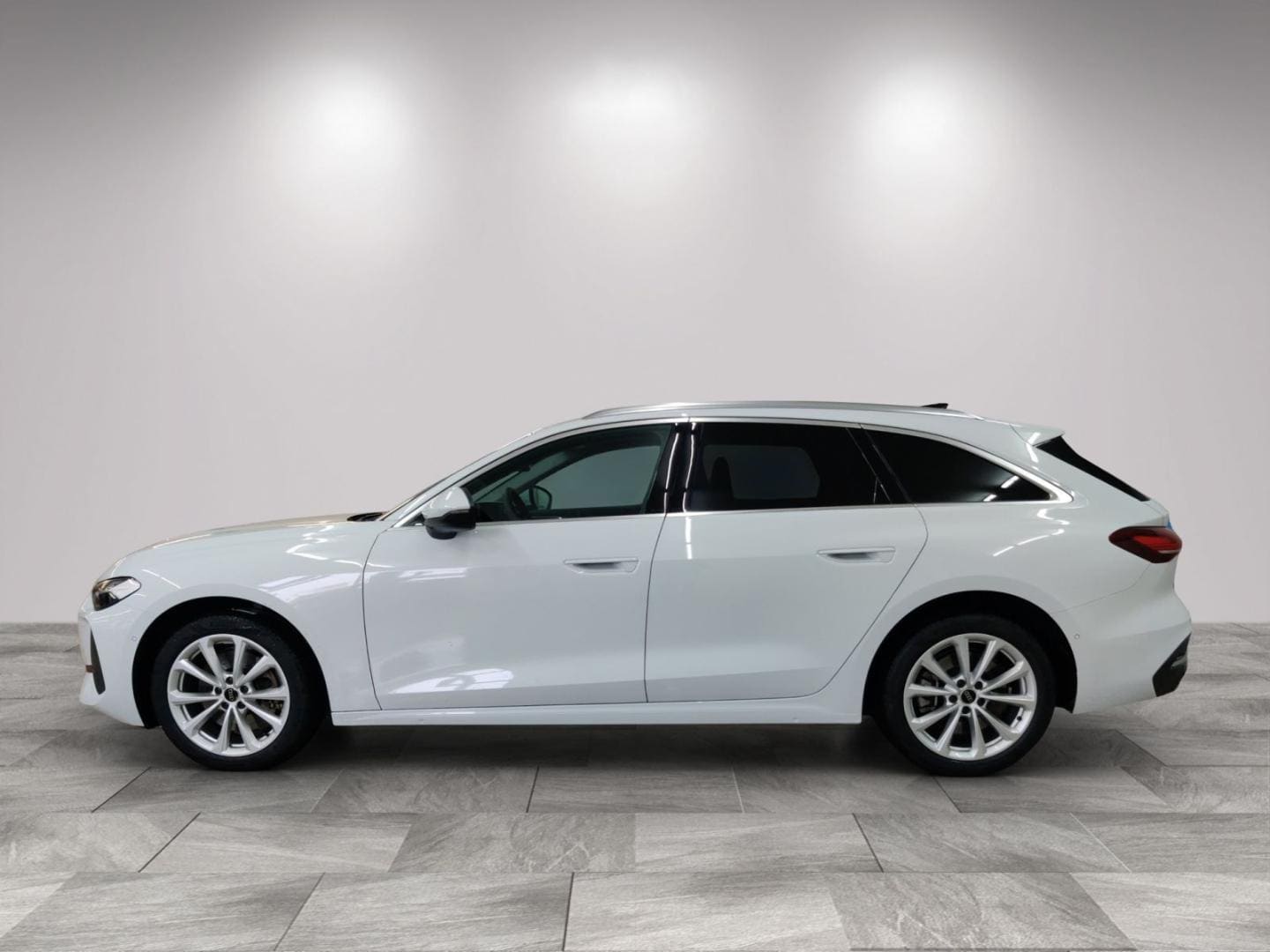 Bild über Audi A5 Avant TDI 150 kW S tronic - für weitere Informationen kontaktieren Sie den Audi Partner