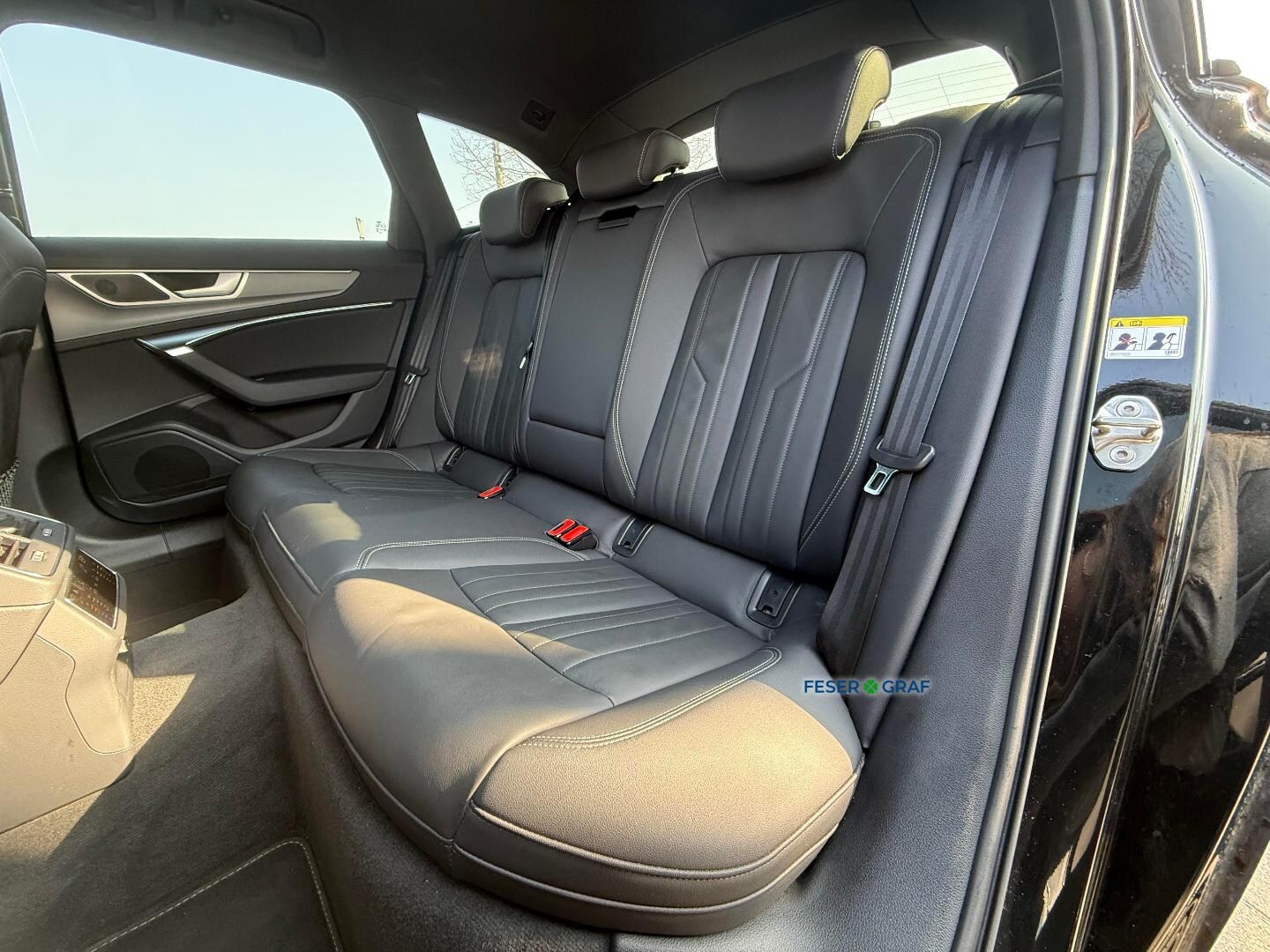 Bild über Audi A6 Avant advanced 45 TDI quattro S tronic - für weitere Informationen kontaktieren Sie den Audi Partner