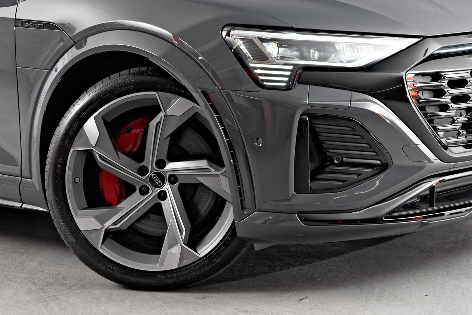 Image about Audi SQ8 Sportback e-tron SQ8 Sportback e-tron 370,00 kW