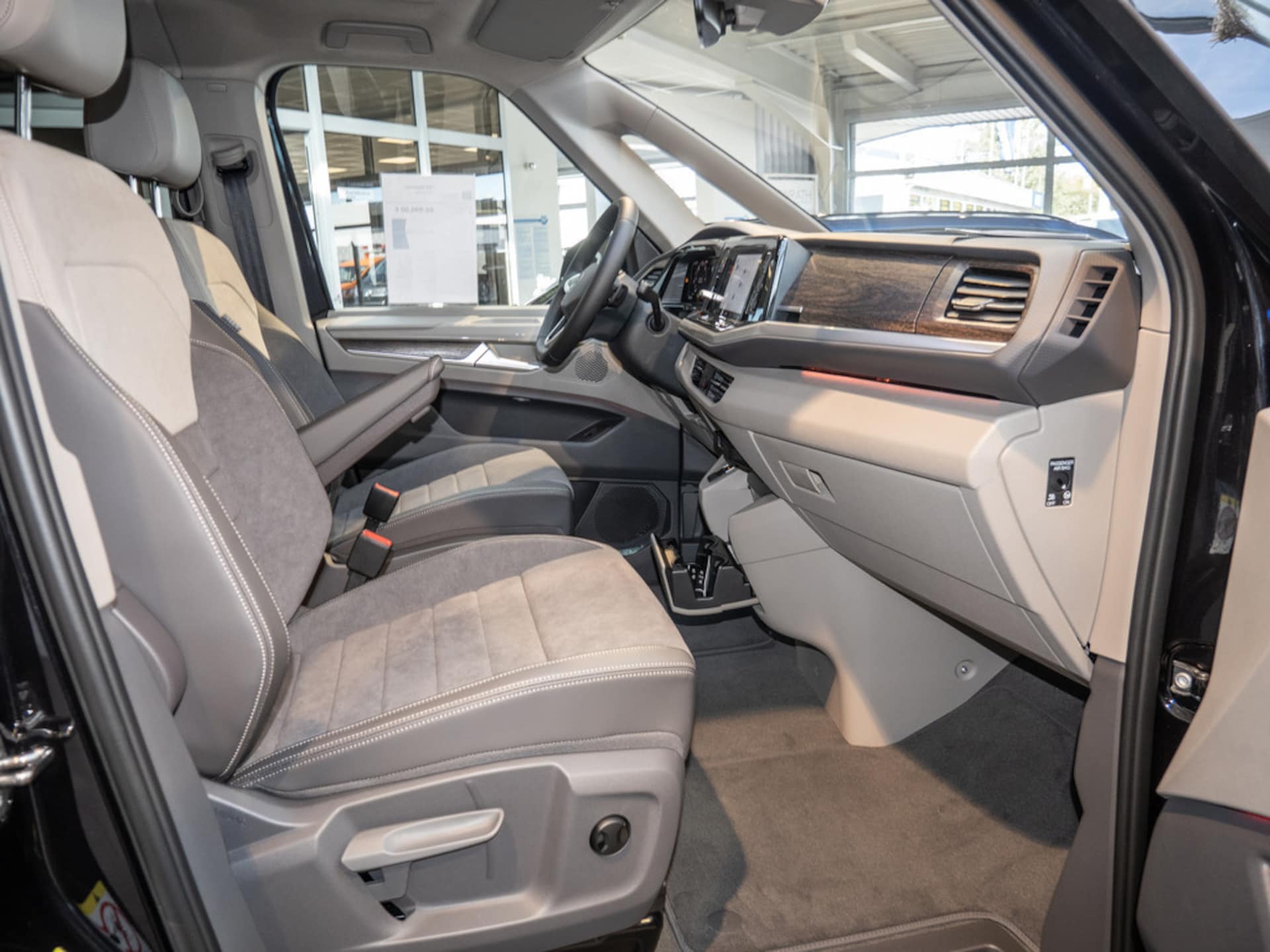 Volkswagen Multivan Style