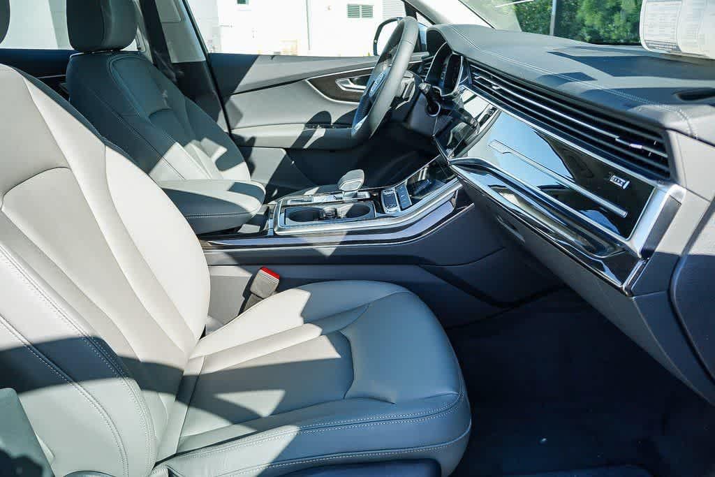 2026 Audi Q7 Premium - Photo 19