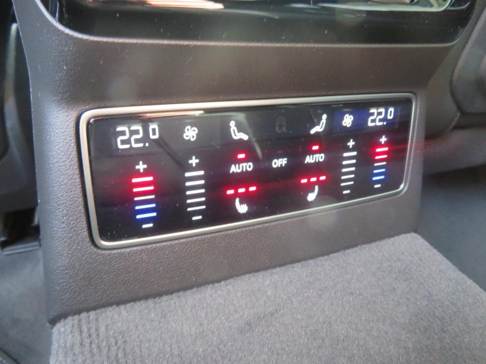 Audi A6 Avant edition one