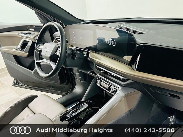 2025 Audi Q5 Premium Plus - Photo 10