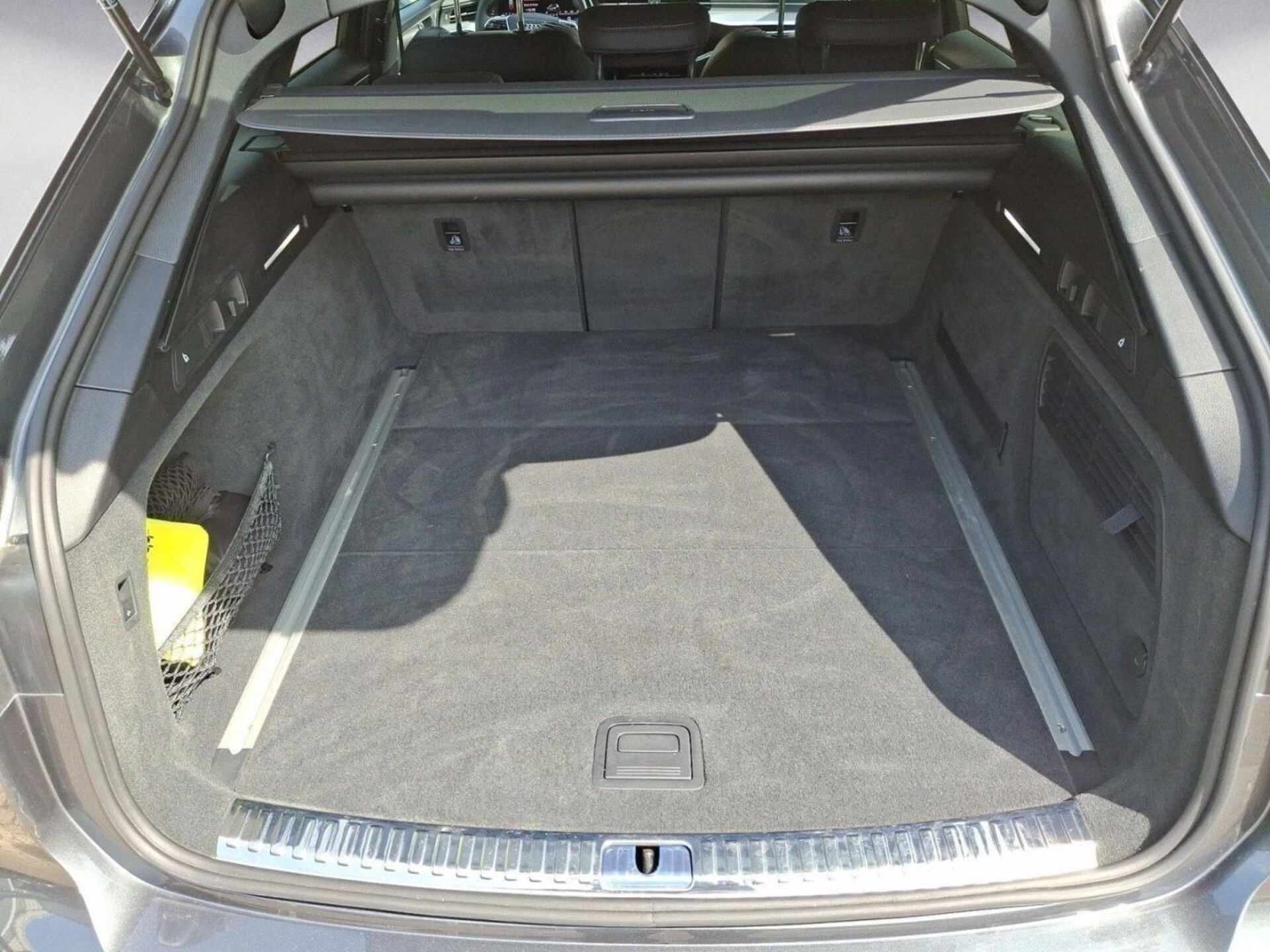 Audi S6 Avant