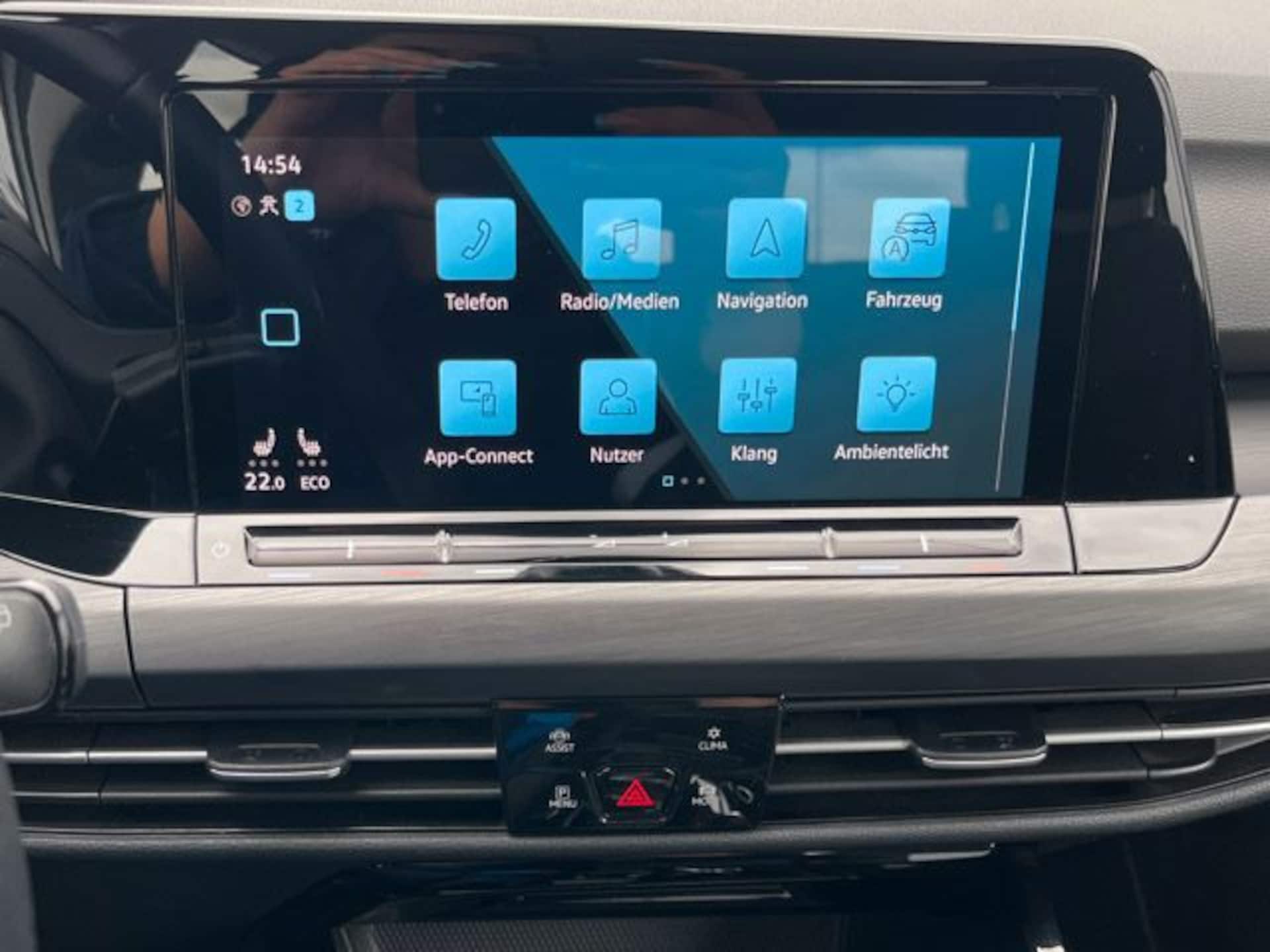 Volkswagen Golf Style