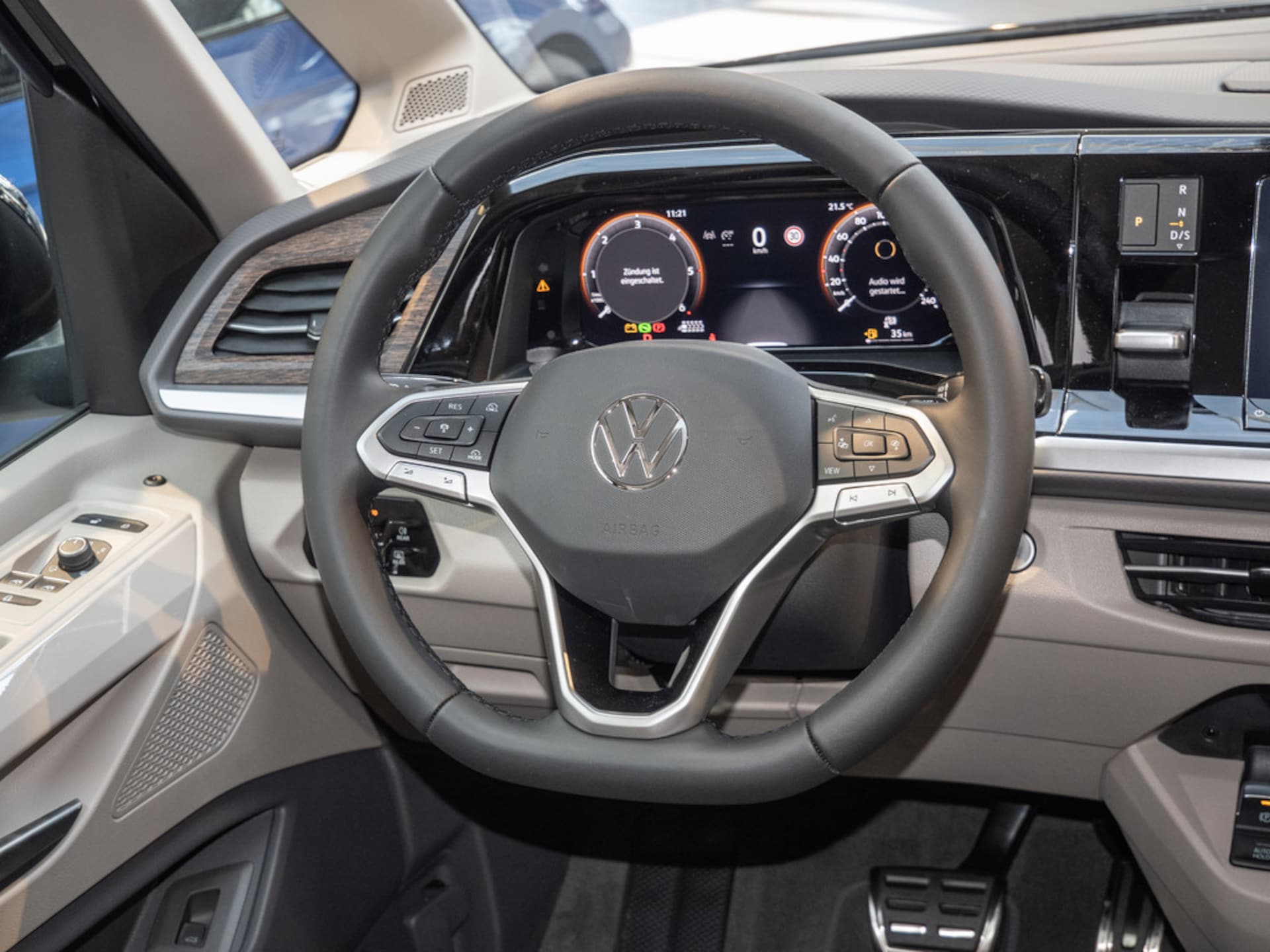 Volkswagen Multivan Style