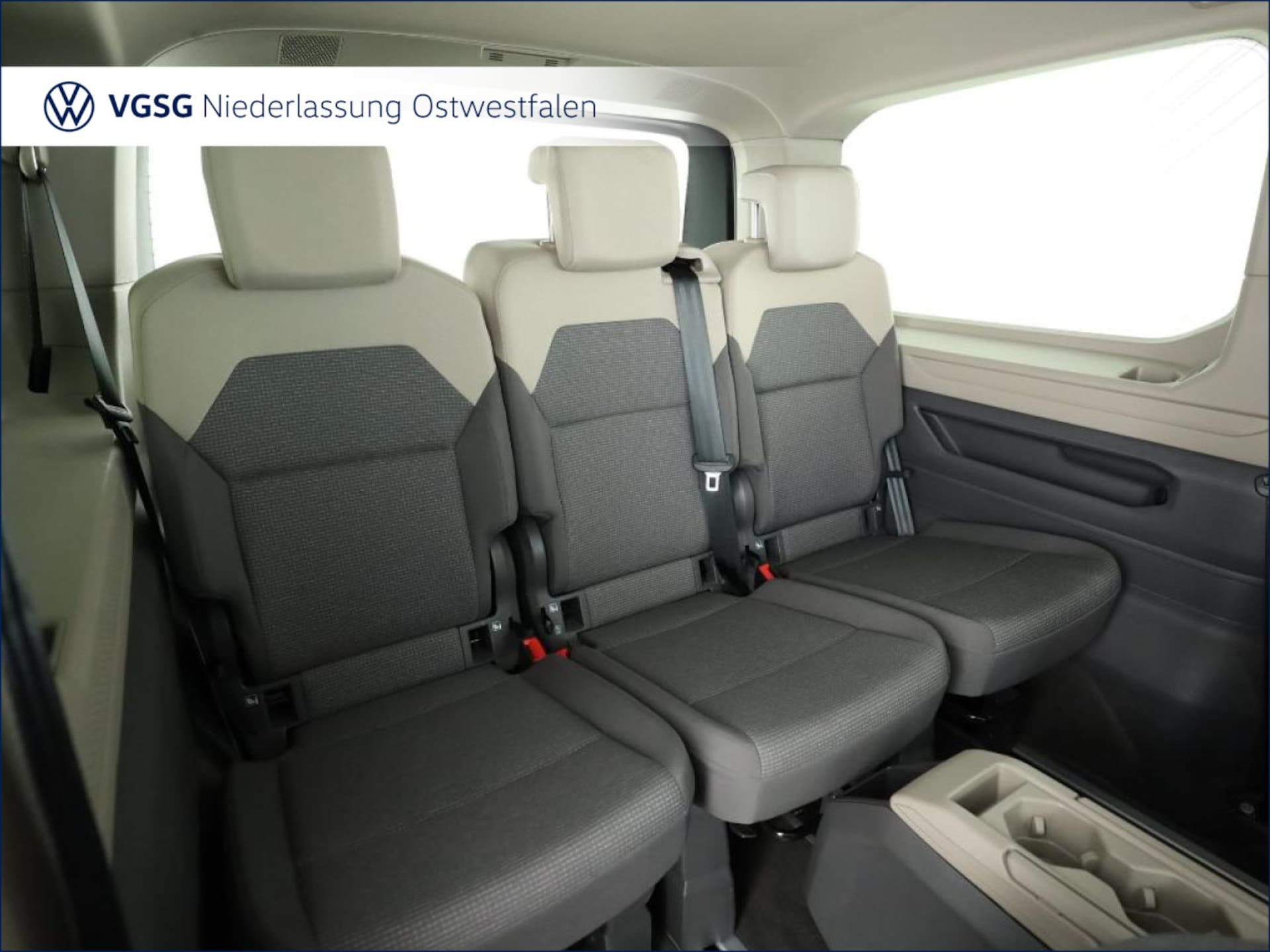 Volkswagen Multivan Langversion Basis-Modell