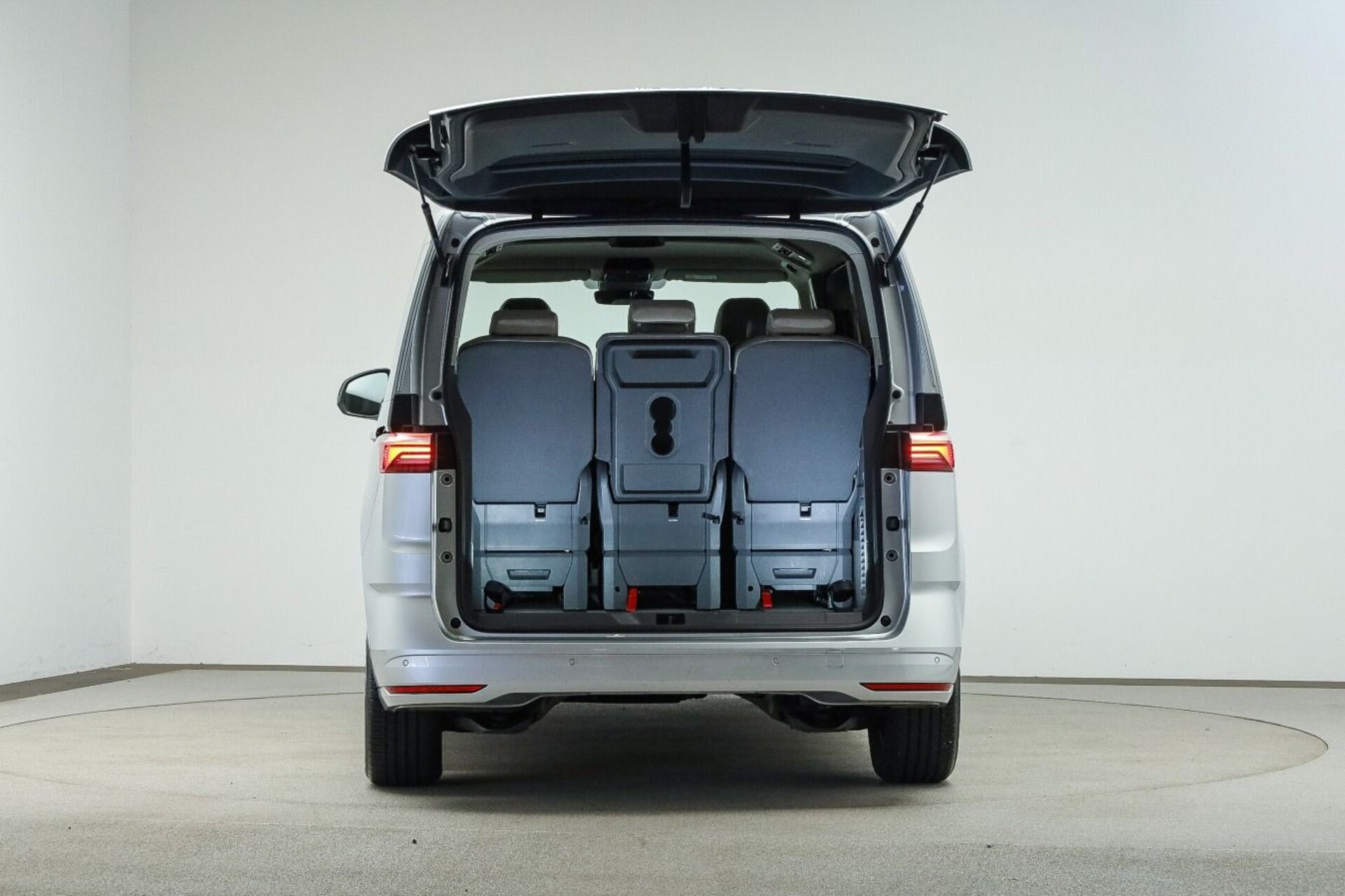 Volkswagen Multivan Basis-Modell