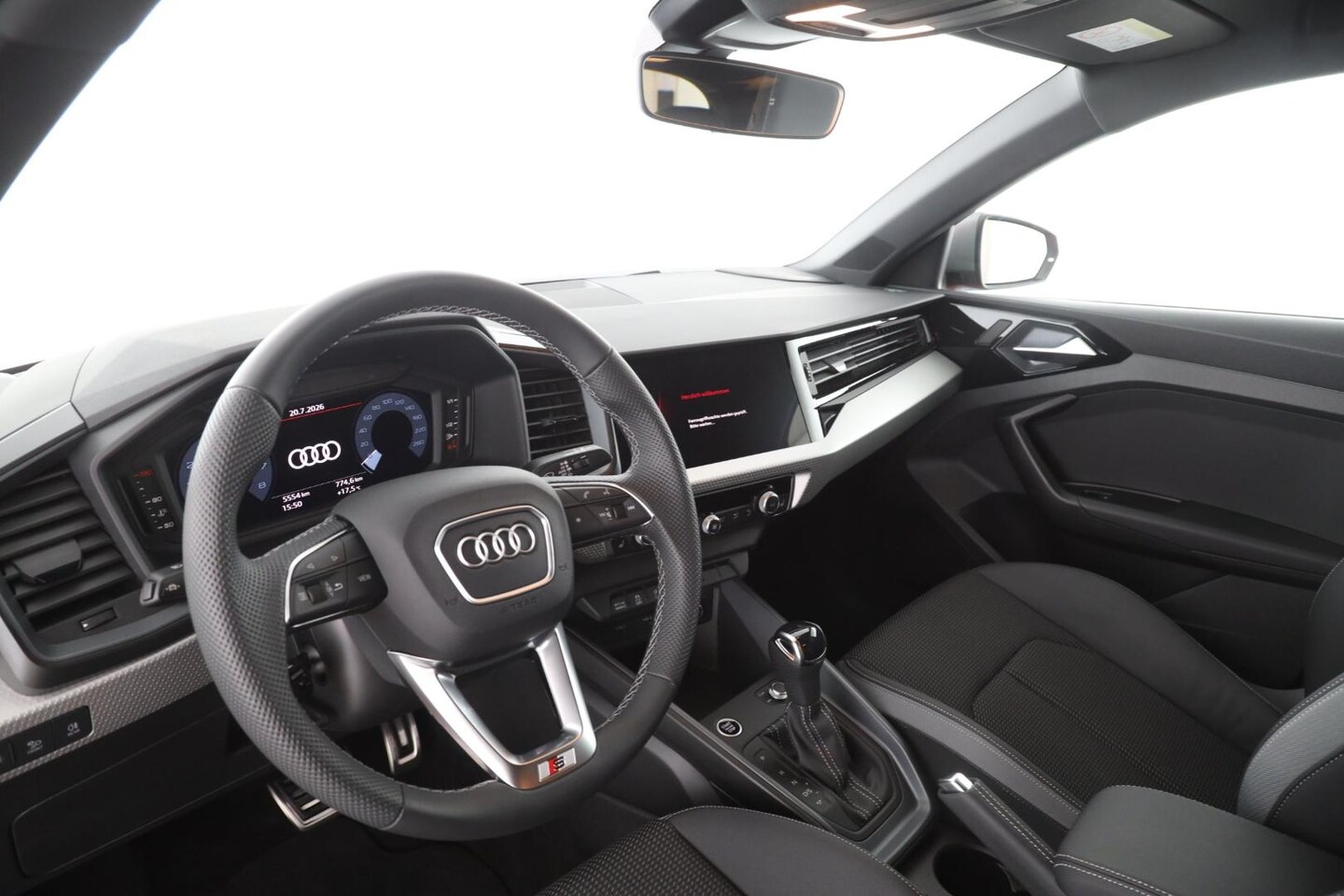 Bild über Audi A1 Sportback S line 40 TFSI S tronic - für weitere Informationen kontaktieren Sie den Audi Partner