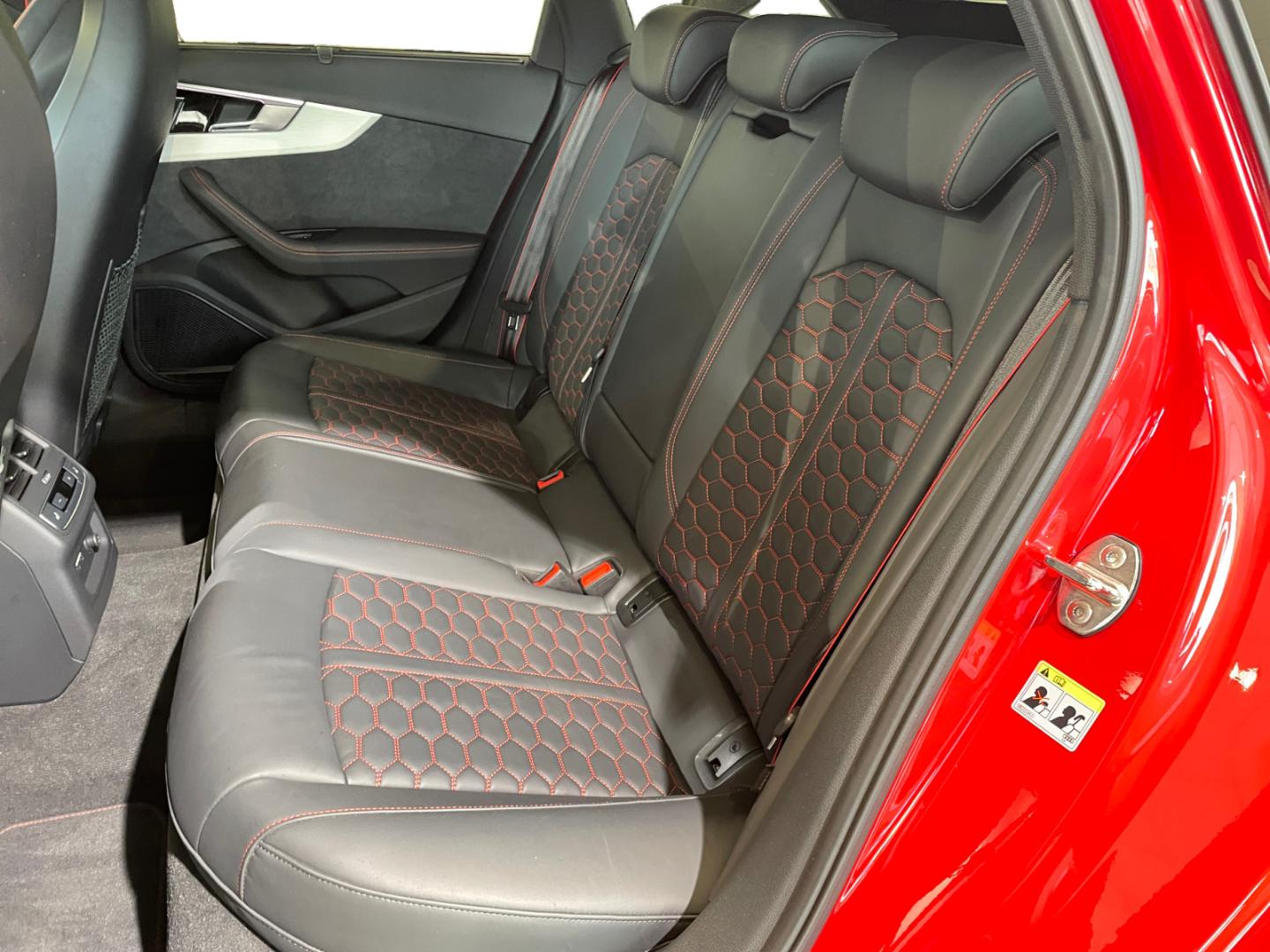 Image about Audi RS 4 Avant TFSI quattro tiptronic