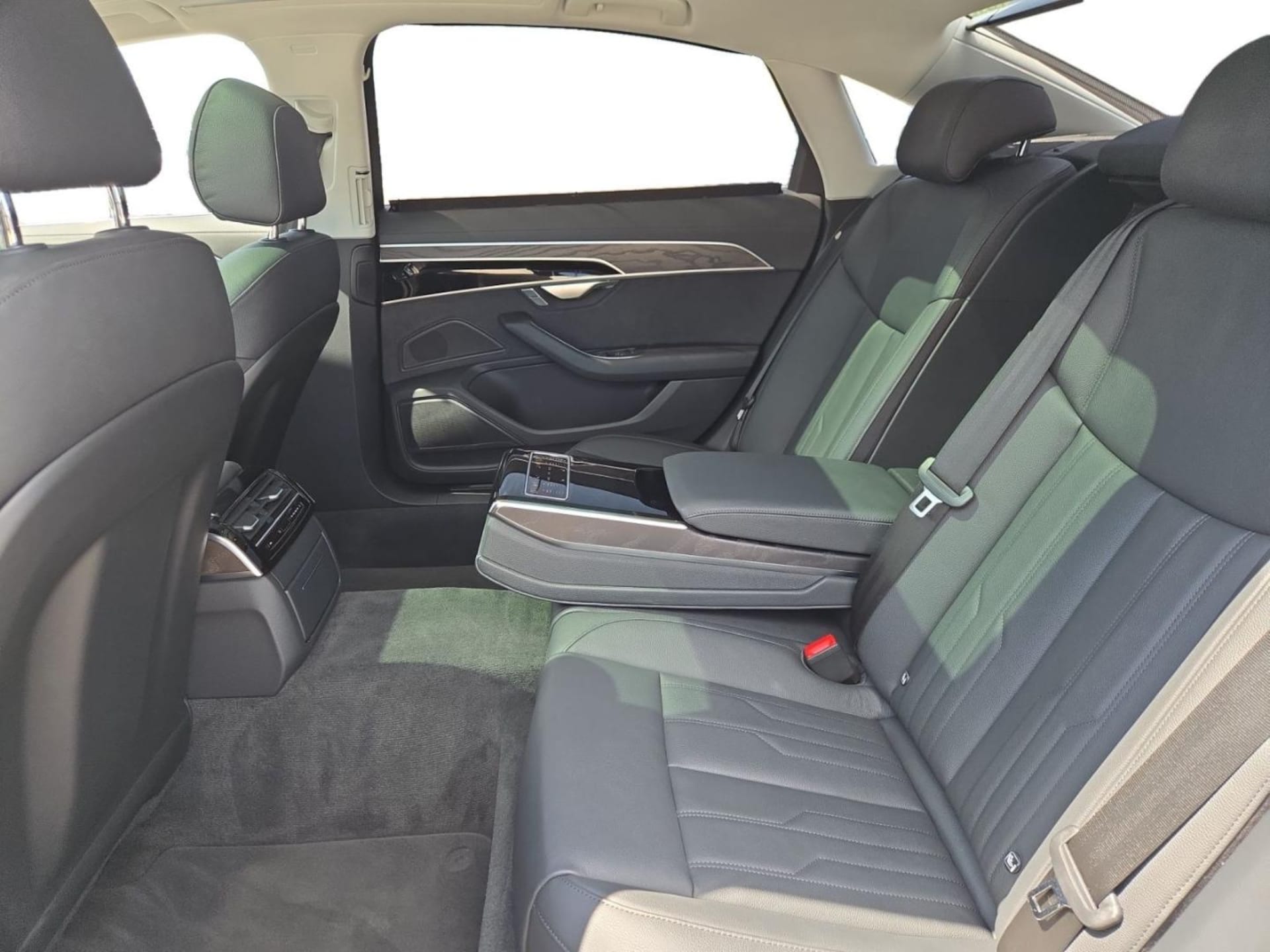 Audi A8 Lang