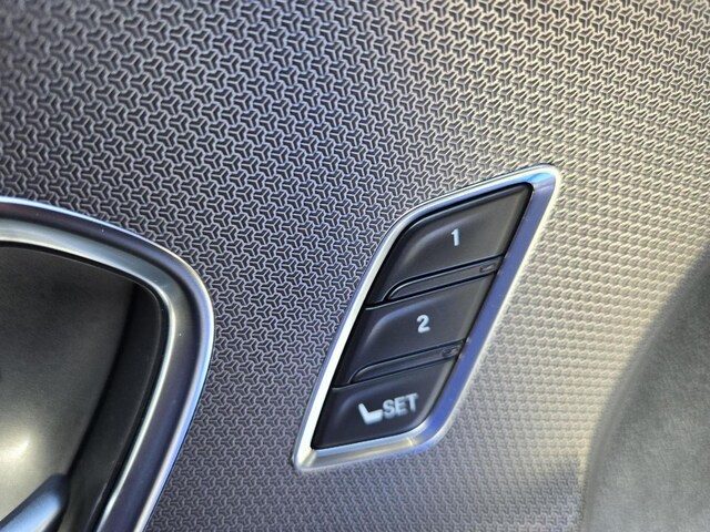 2025 Acura RDX A-Spec Package - Photo 14