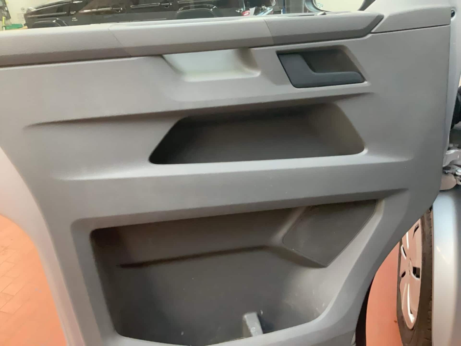 Volkswagen T6.1 Transporter Kasten kurzer Radstand