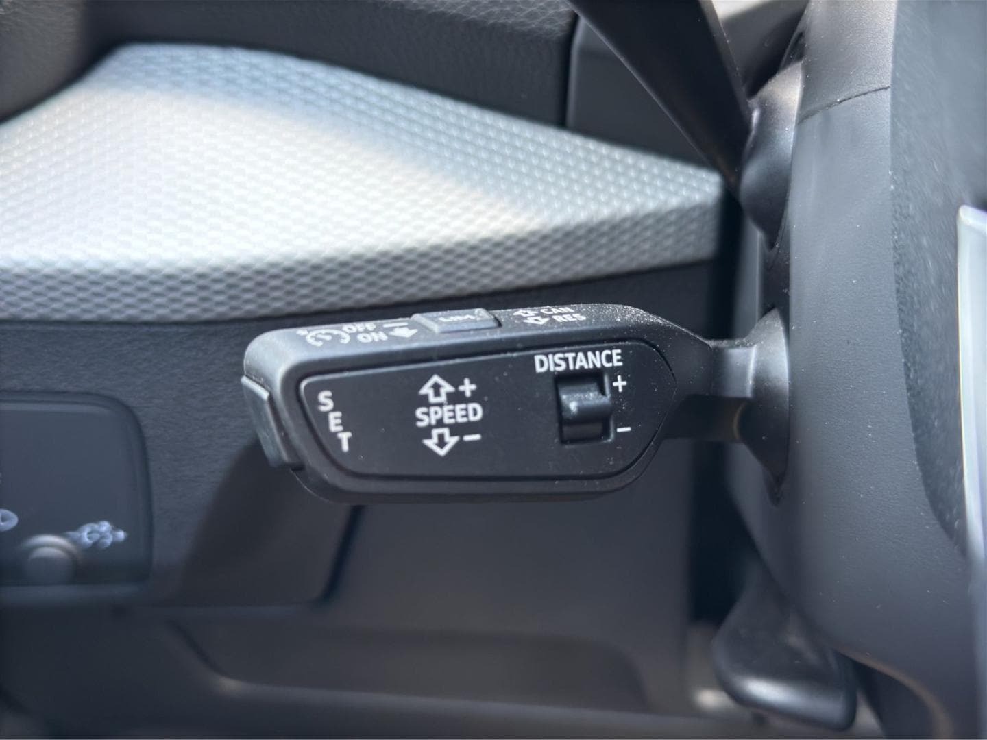 Bild über Audi Q2 advanced 35 TFSI S tronic - für weitere Informationen kontaktieren Sie den Audi Partner