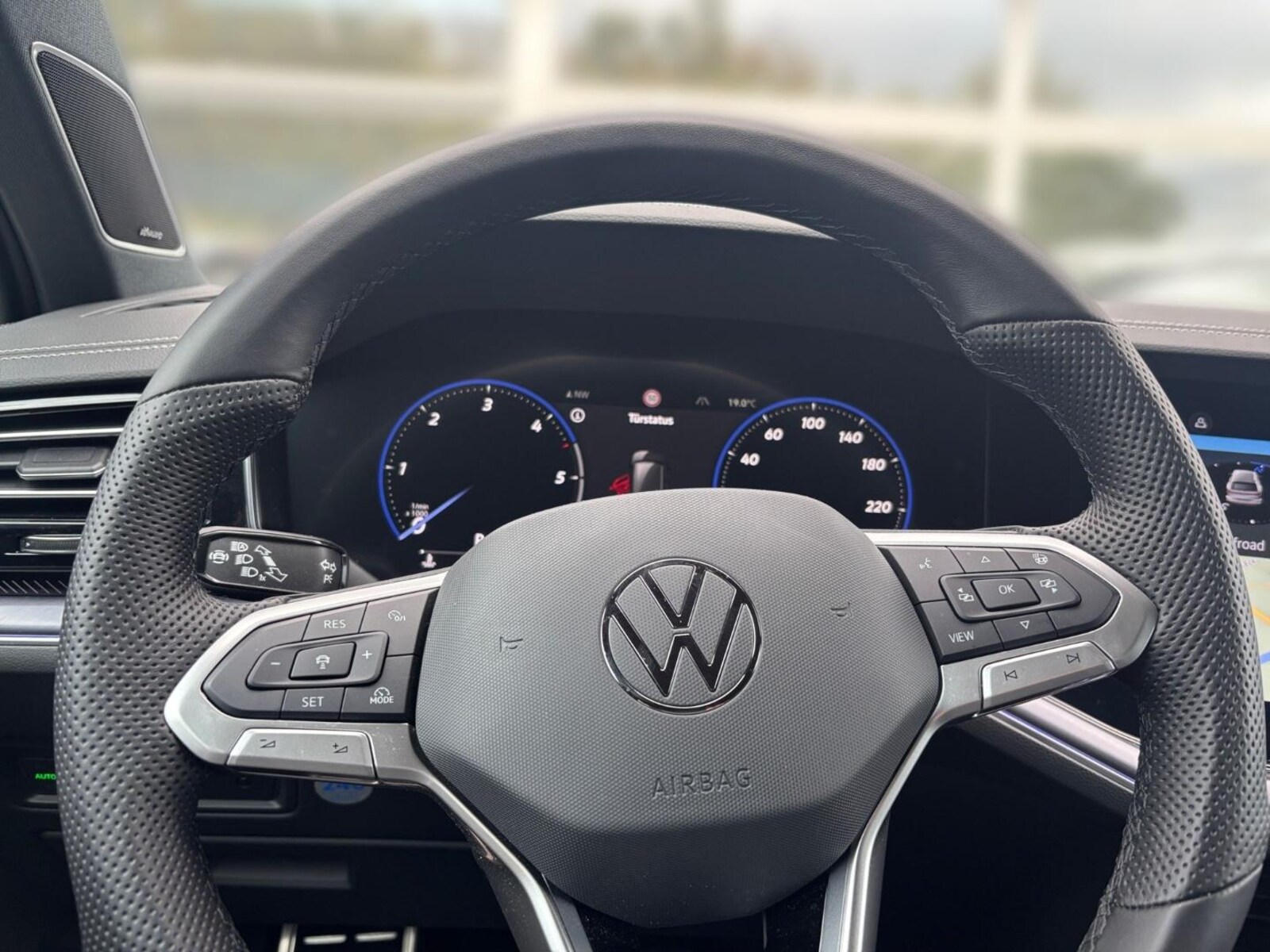 Volkswagen Touareg – Bild 11