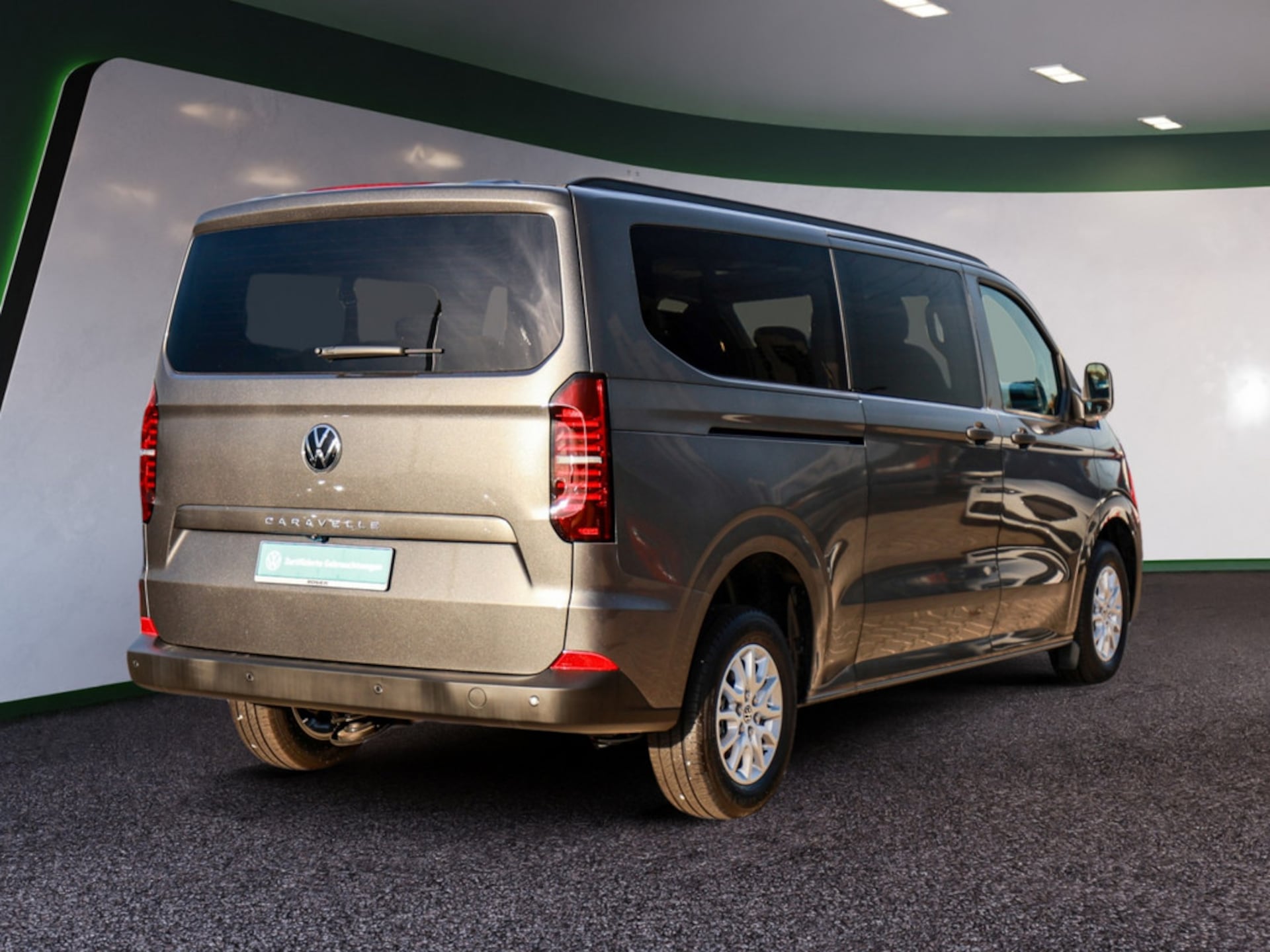 Volkswagen Caravelle langer Radstand Basis-Modell