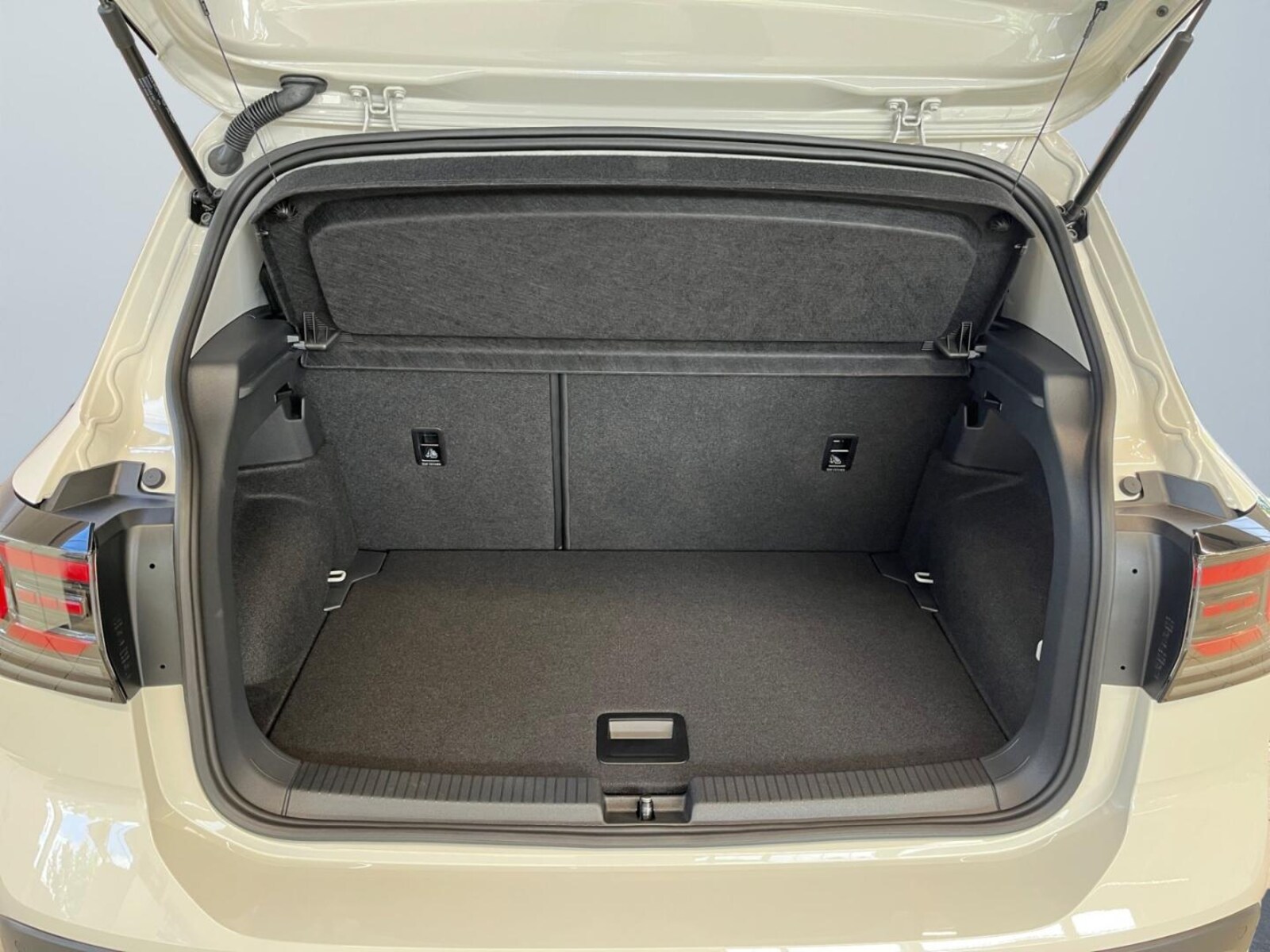Volkswagen T-Cross – Bild 14